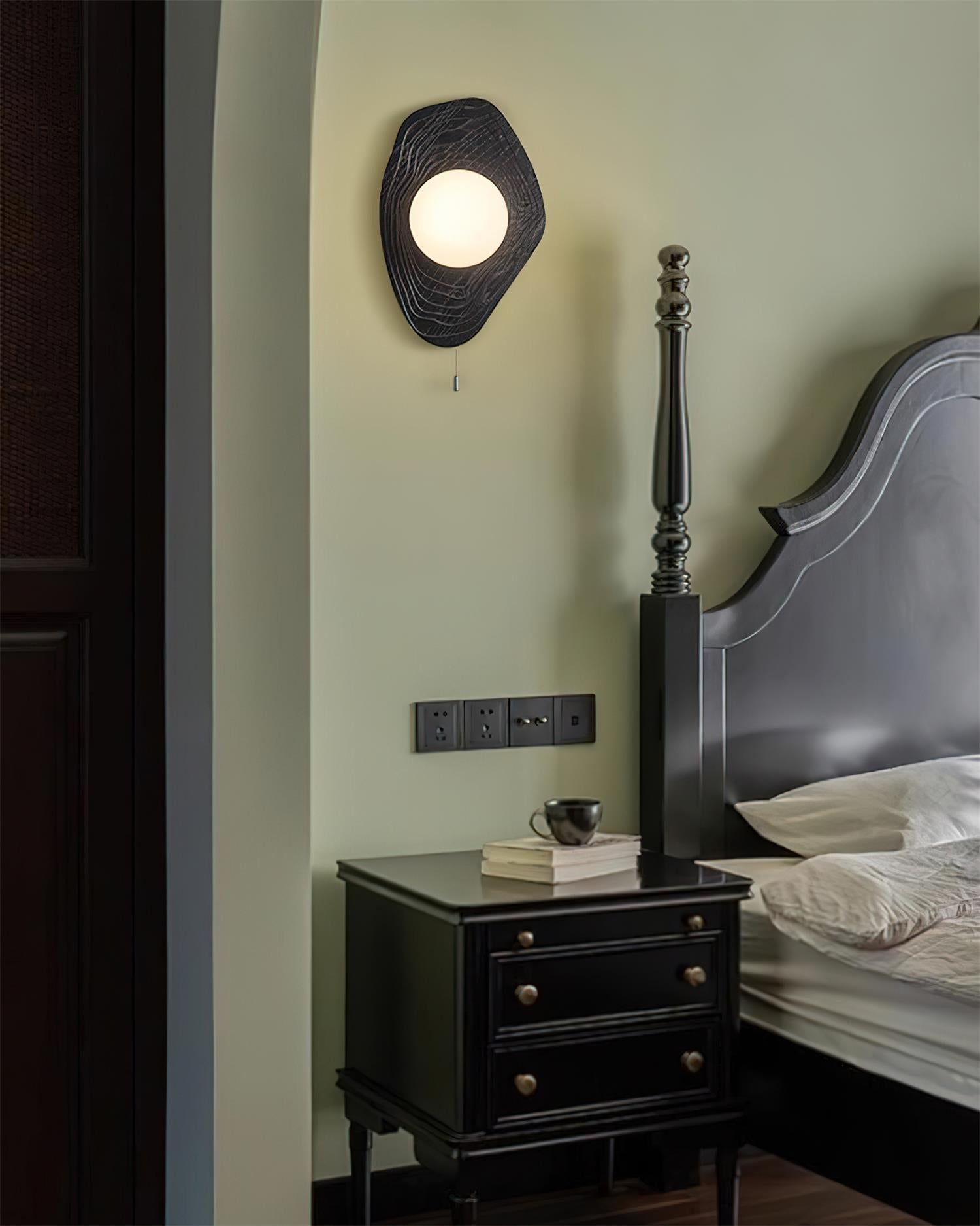 Ebonelle Wall Lamp