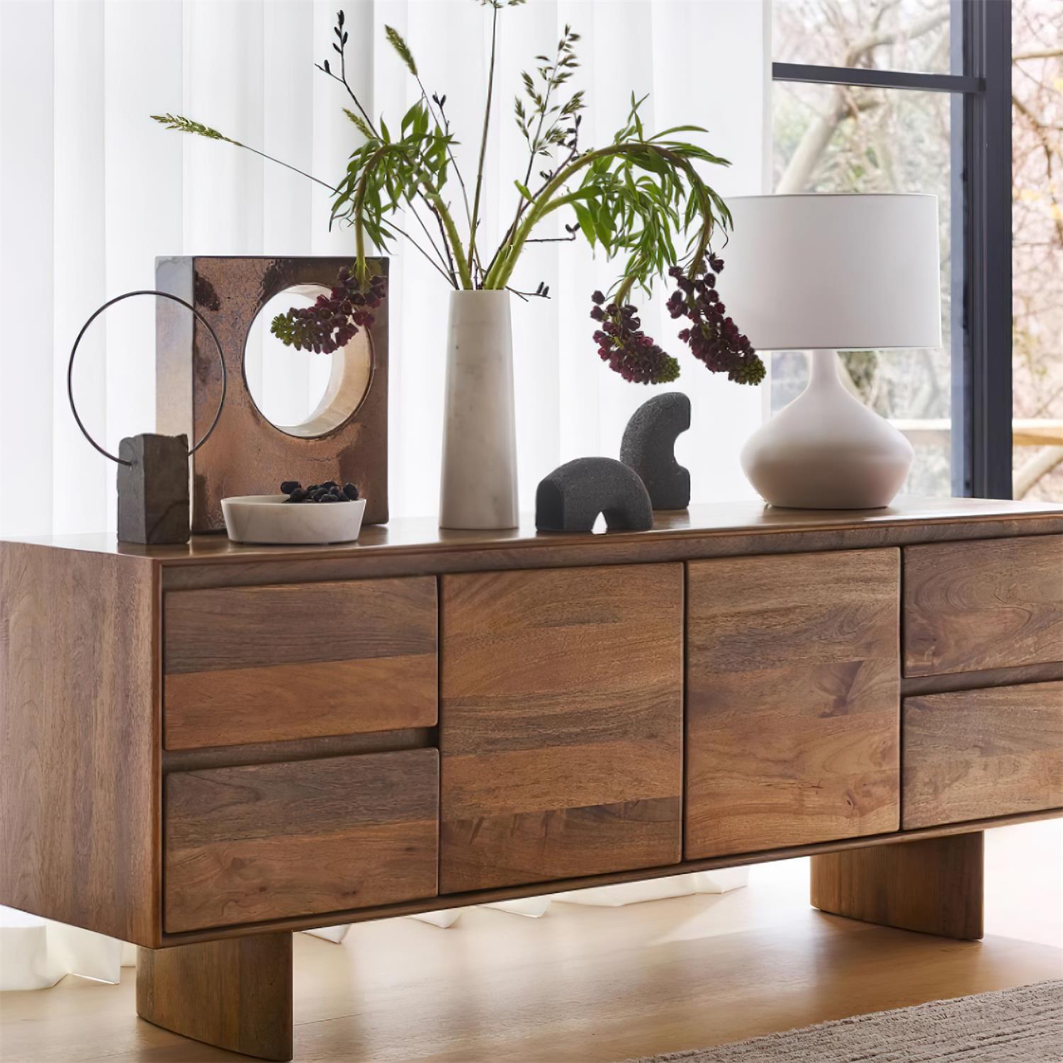 Nerissa Table Lamp