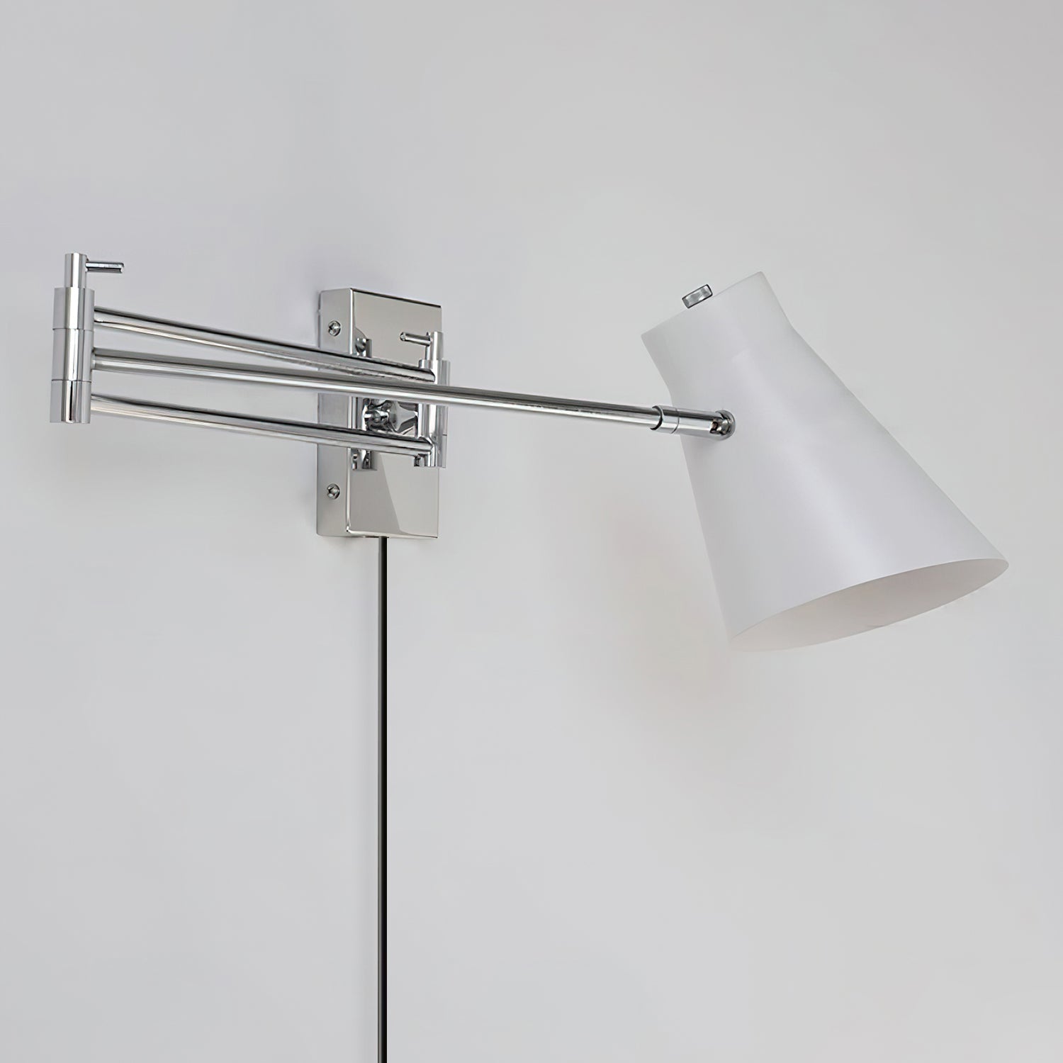 Blaise Wall Light