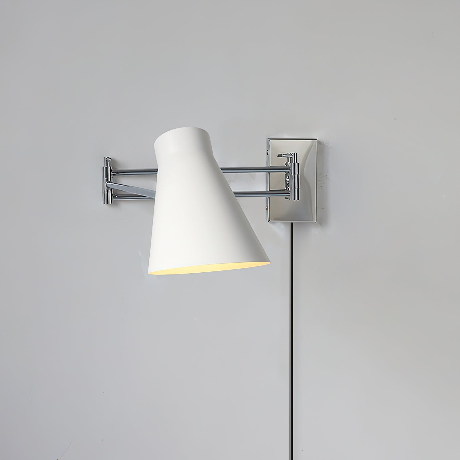 Blaise Wall Light