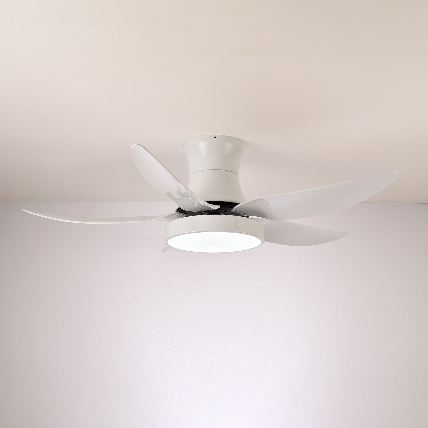 Jada Modern Black Ceiling Fan Light-Neutral Decor