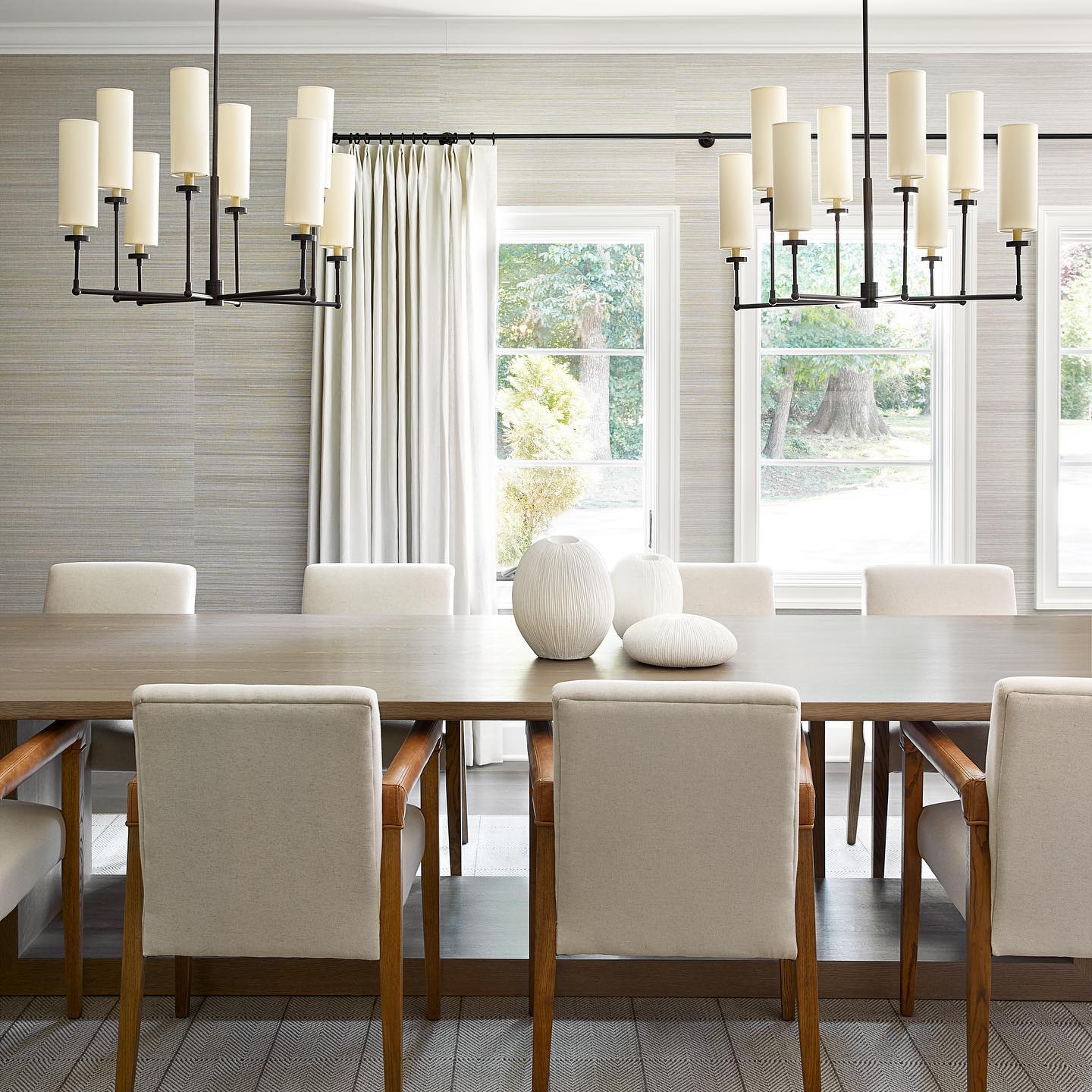 Lira Chandelier