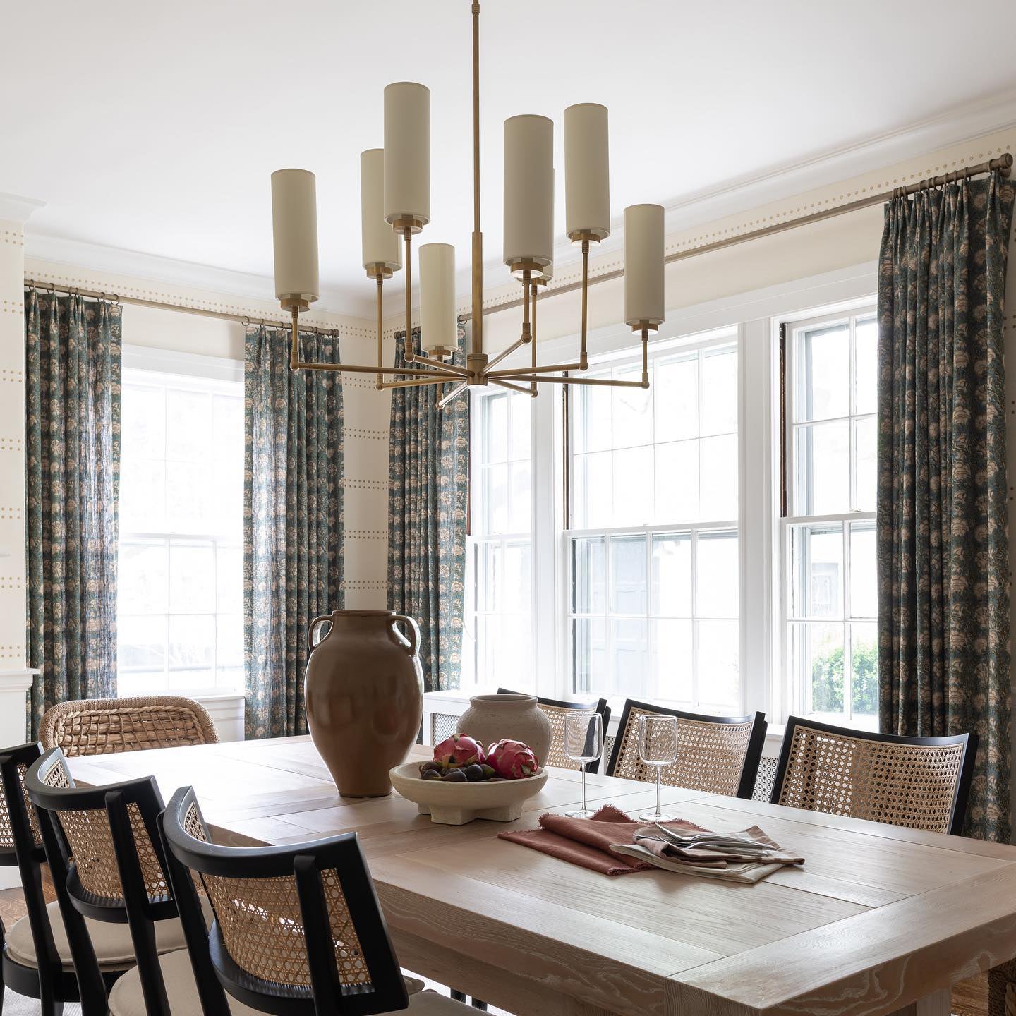 Lira Chandelier