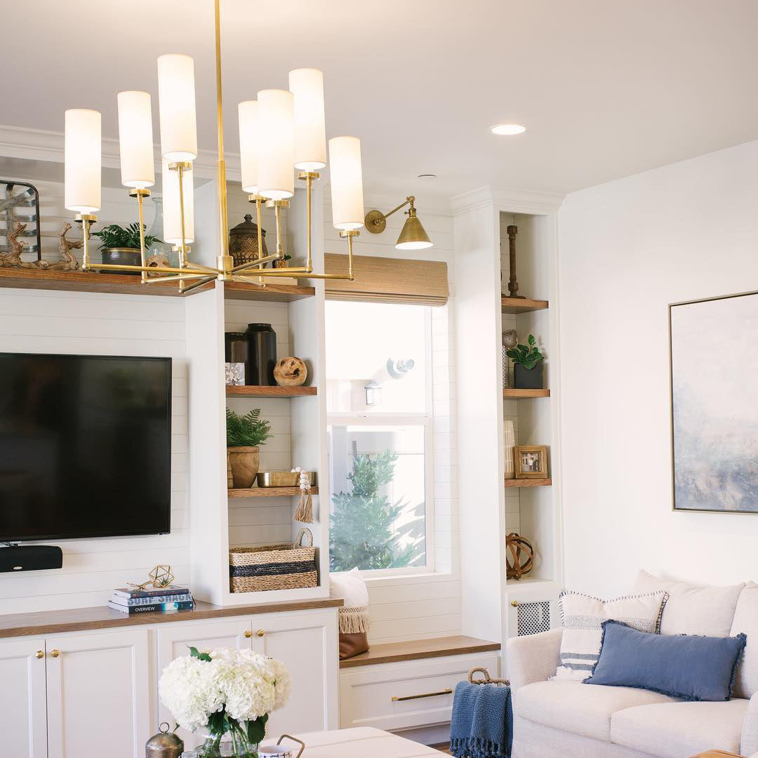 Lira Chandelier