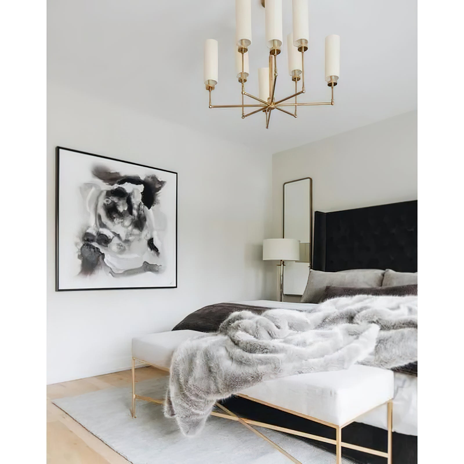 Lira Chandelier