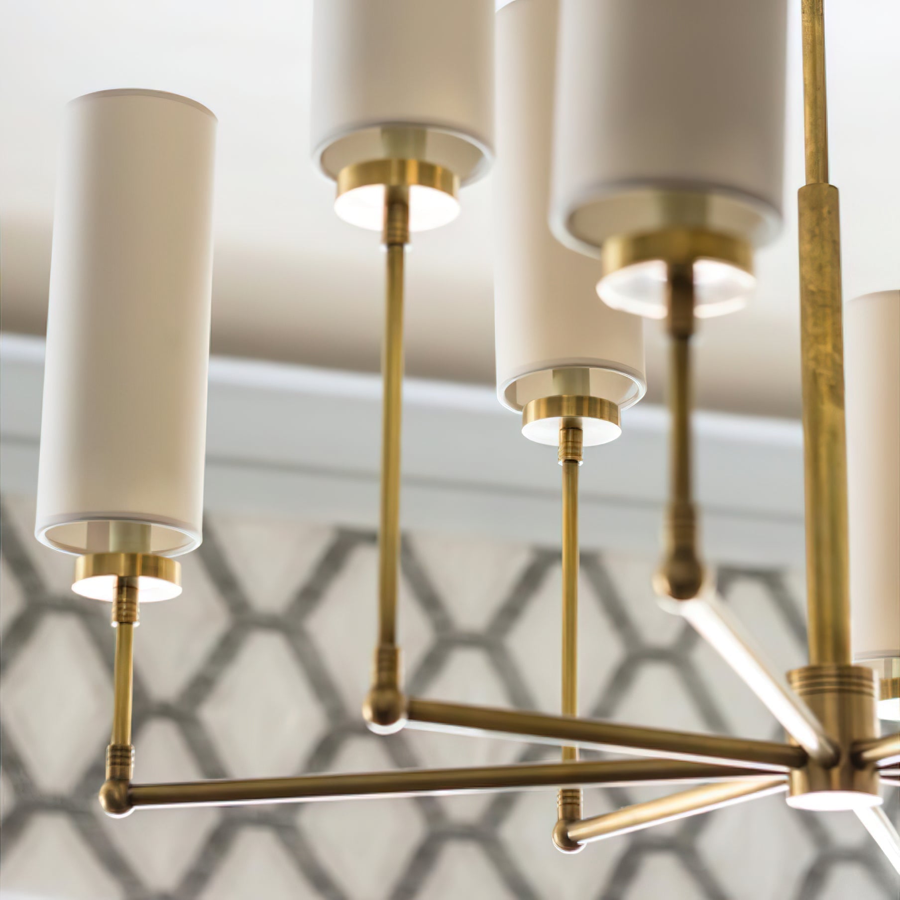 Lira Chandelier