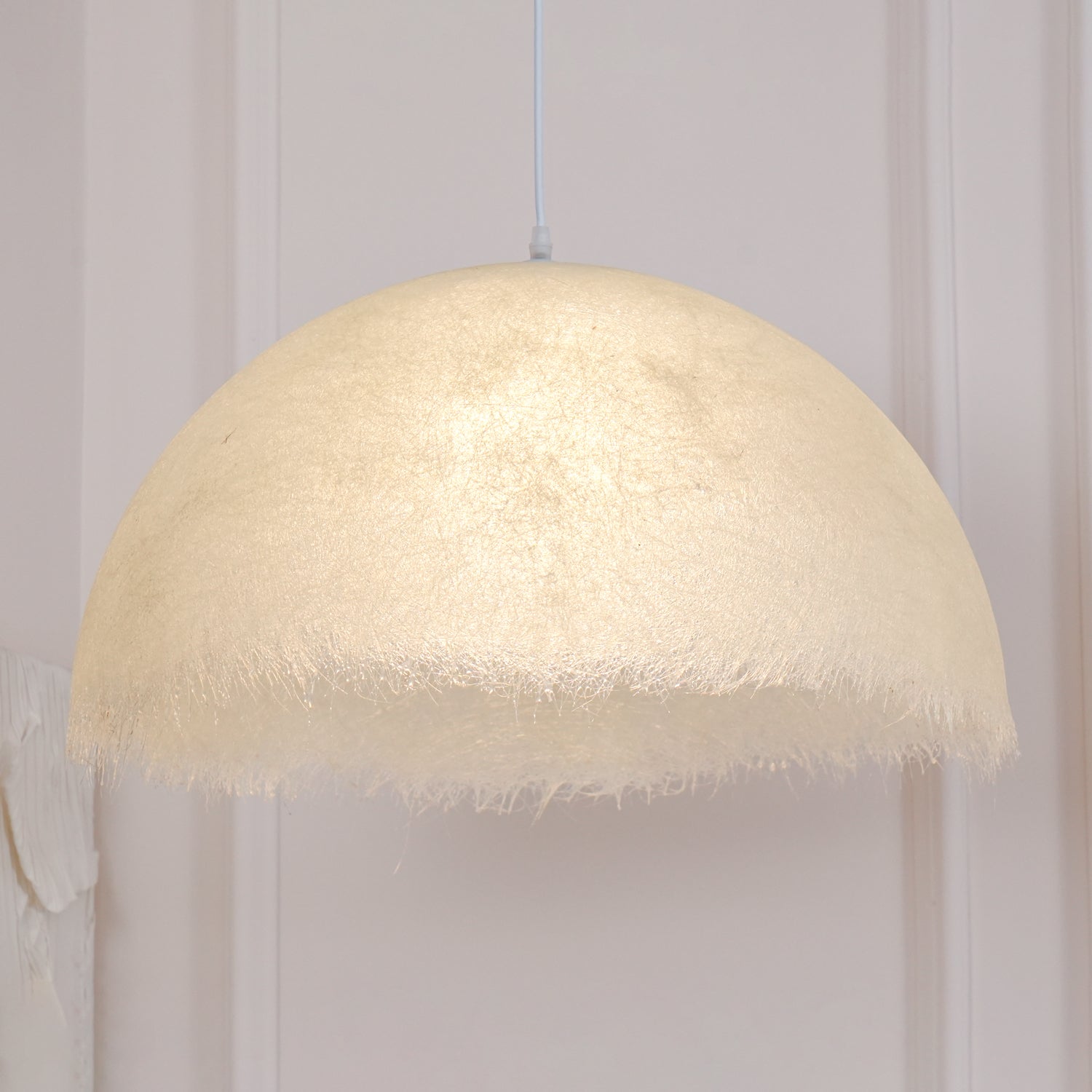 Willa Modern Epoxy Resin Pendant Light-Neutral Decor
