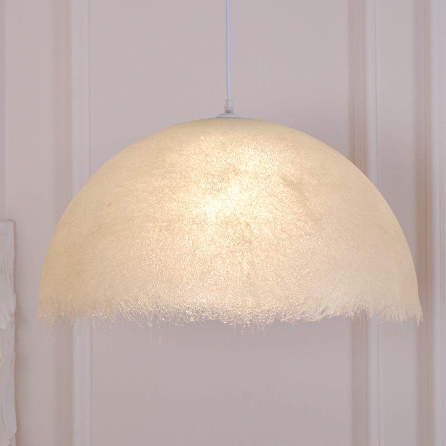 Willa Modern Epoxy Resin Pendant Light-Neutral Decor