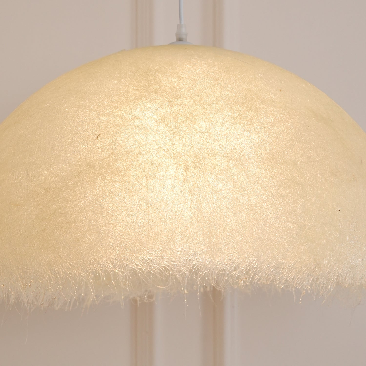 Willa Modern Epoxy Resin Pendant Light-Neutral Decor