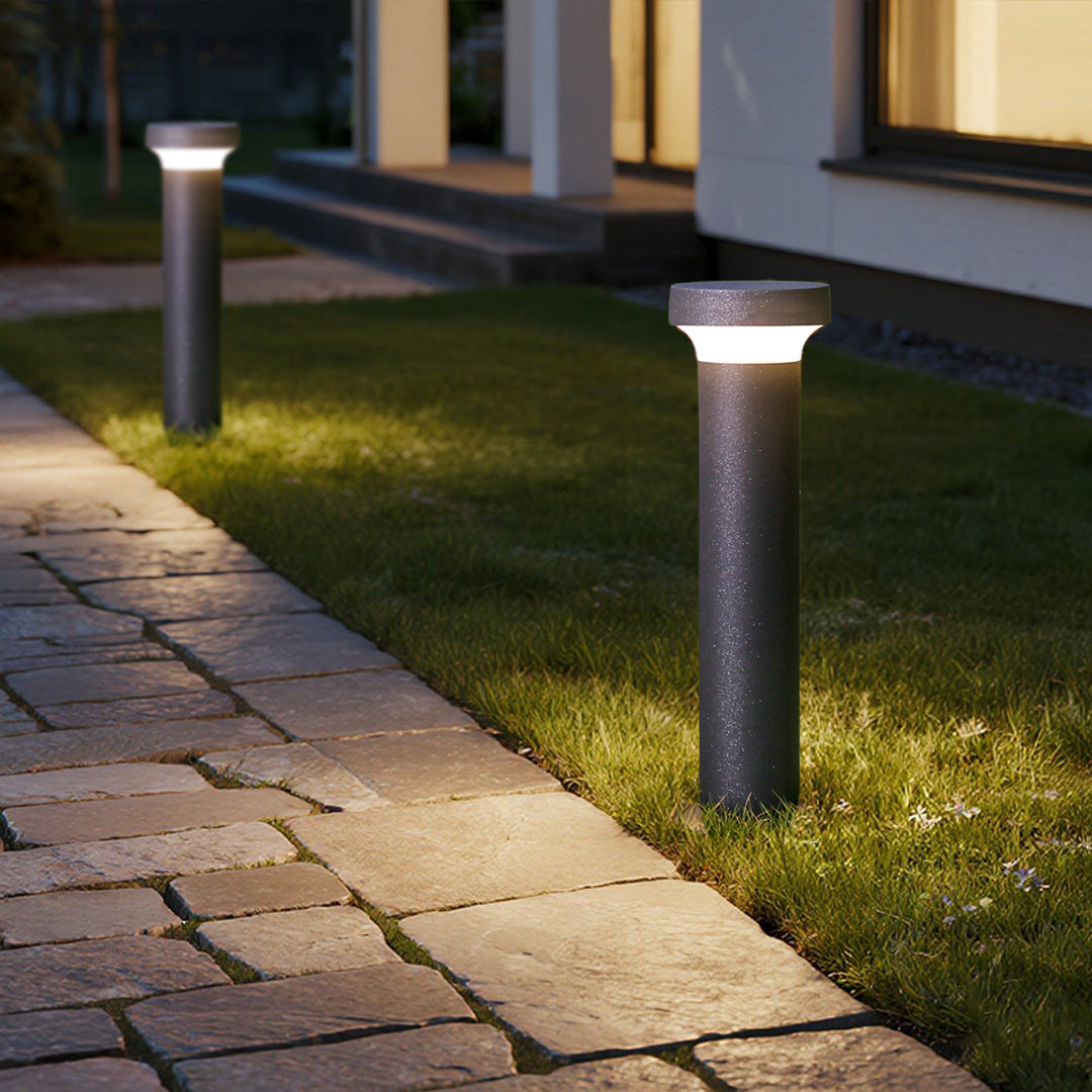 Efrain Modern Minimalist Outdoor Post Lawn Light