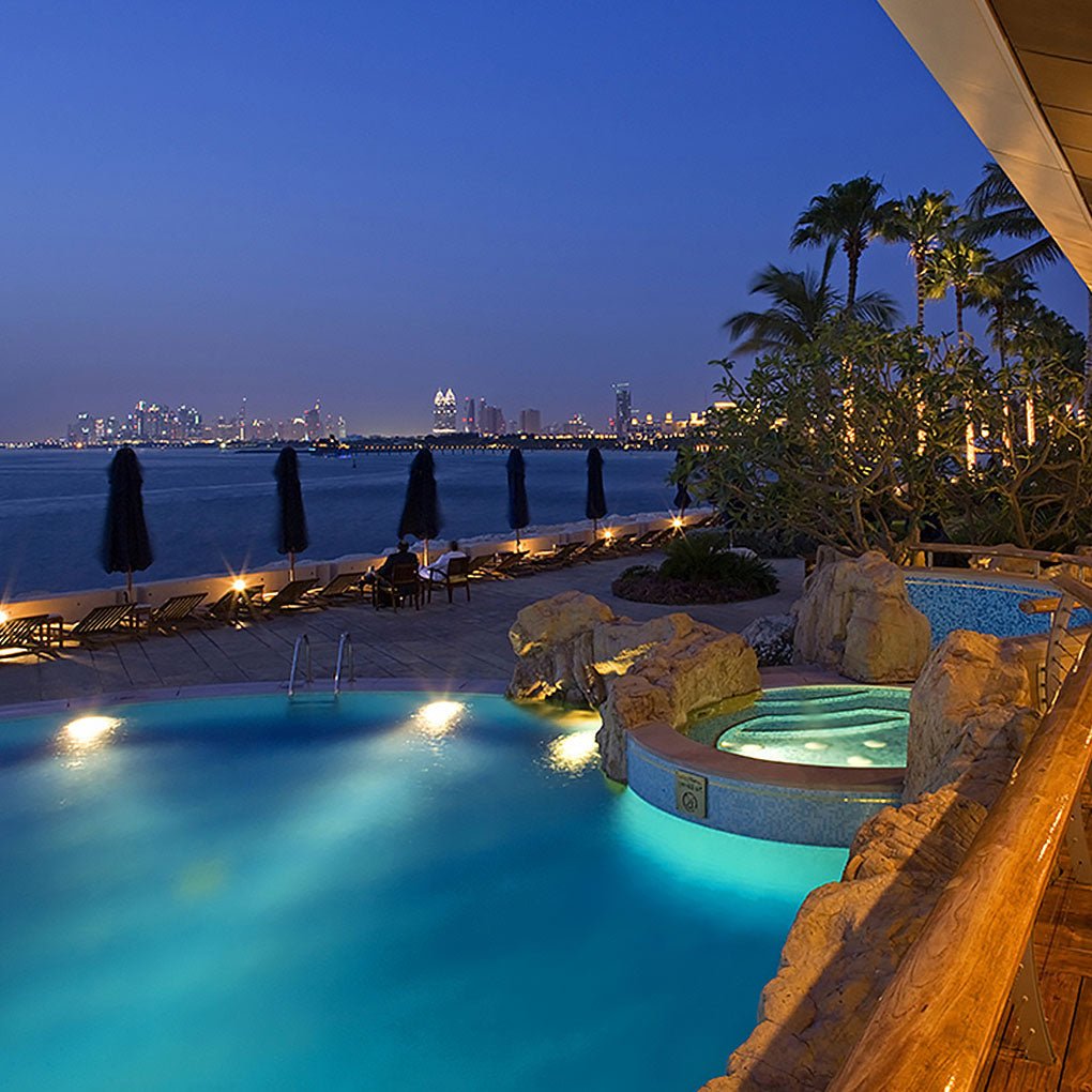 Harla LED Durable Landscape Steel Outdoor Pools Light