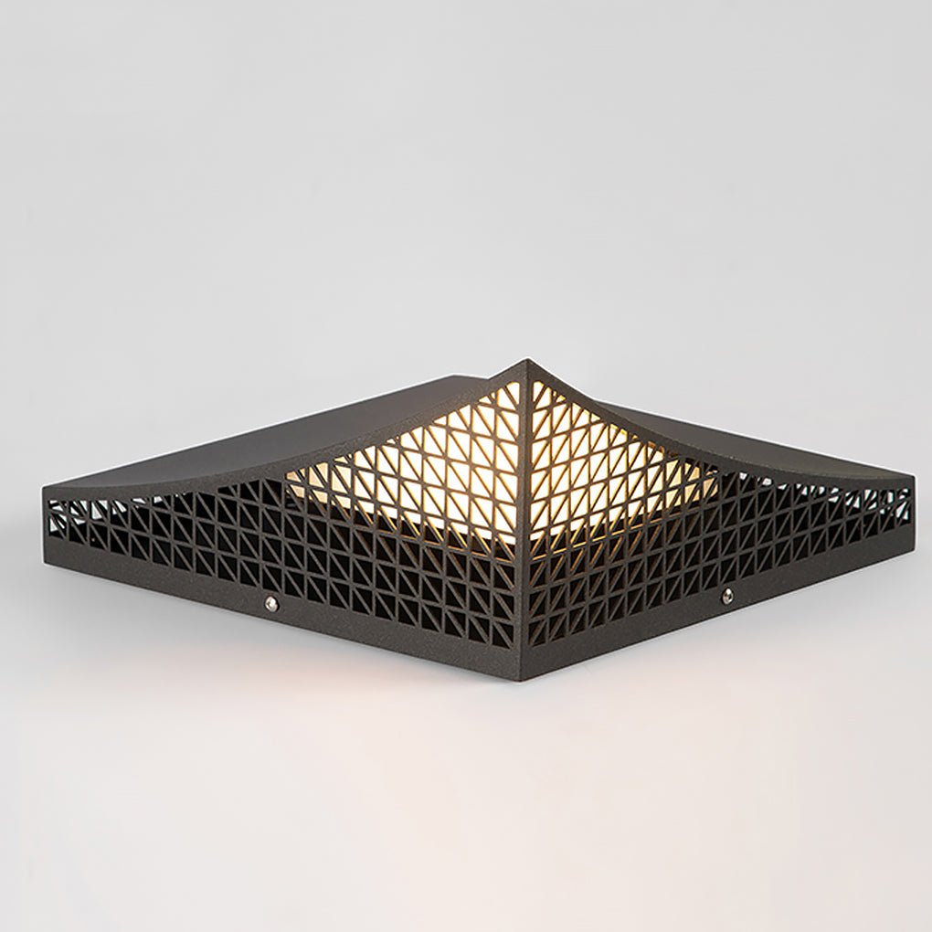 Lynn Industrial Elegant Garden Light