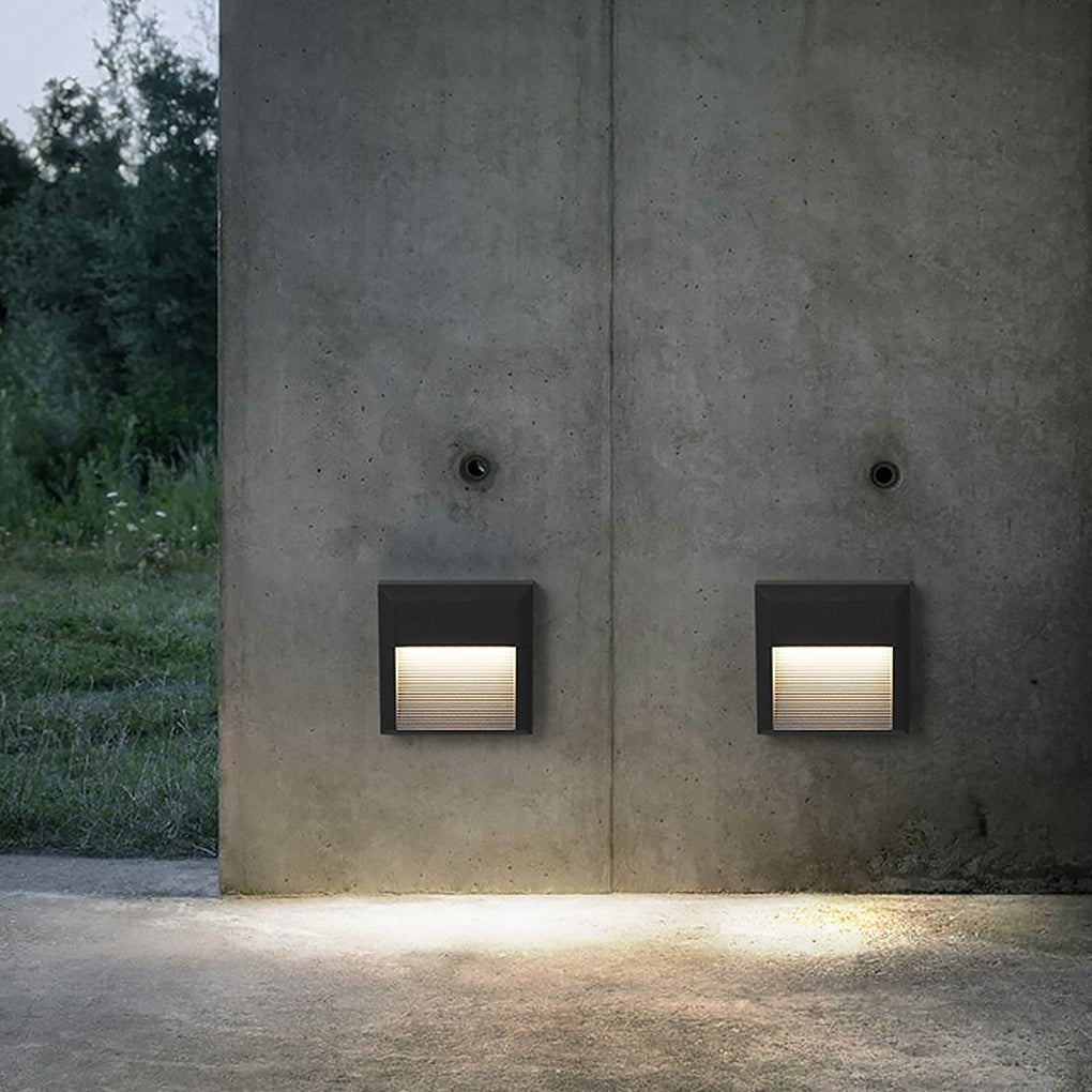 Wyan LED Corner Courtyard Outdoor Step Lights