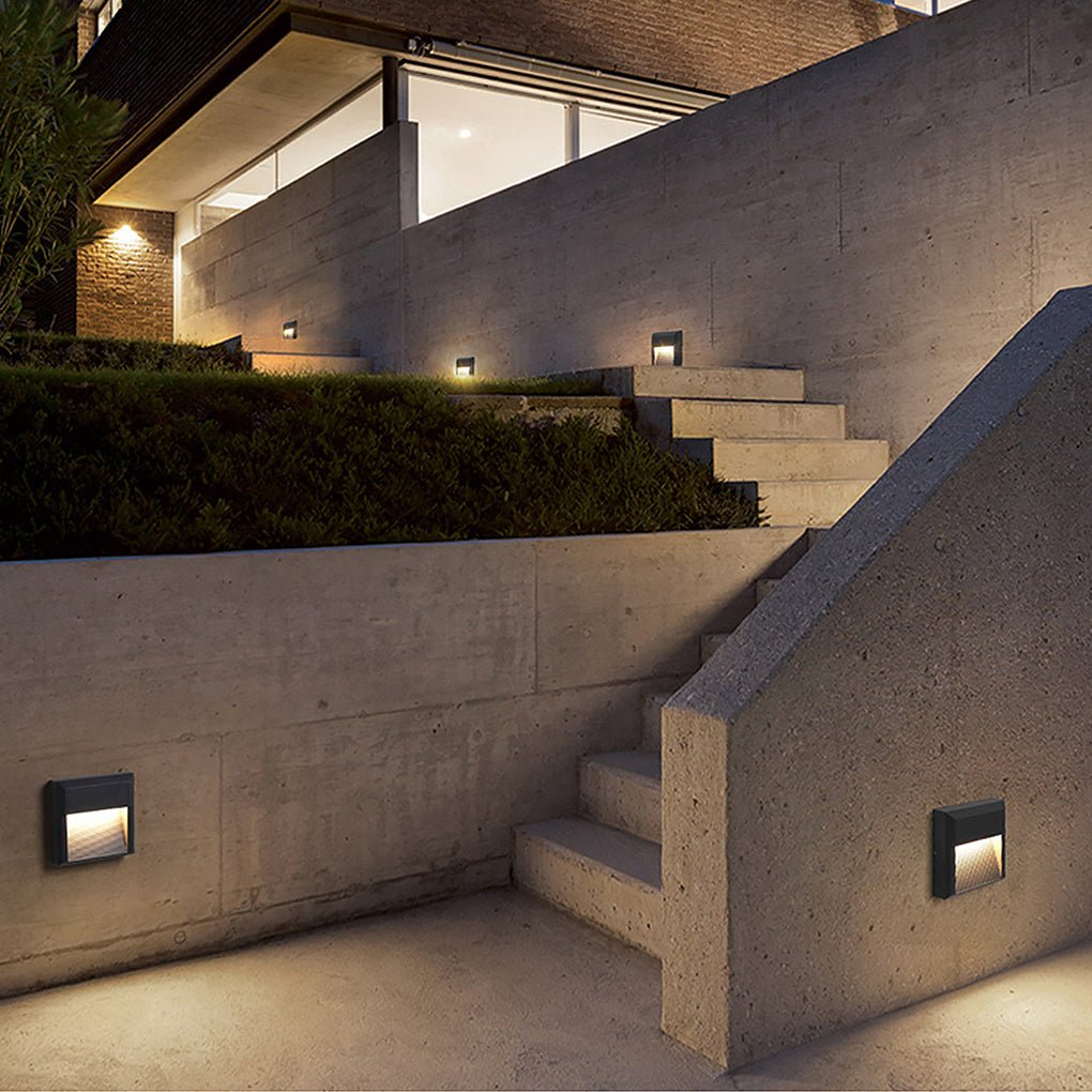 Wyan LED Corner Courtyard Outdoor Step Lights