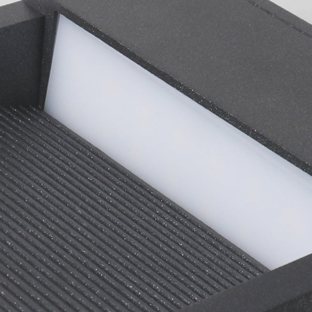 Wyan LED Corner Courtyard Outdoor Step Lights