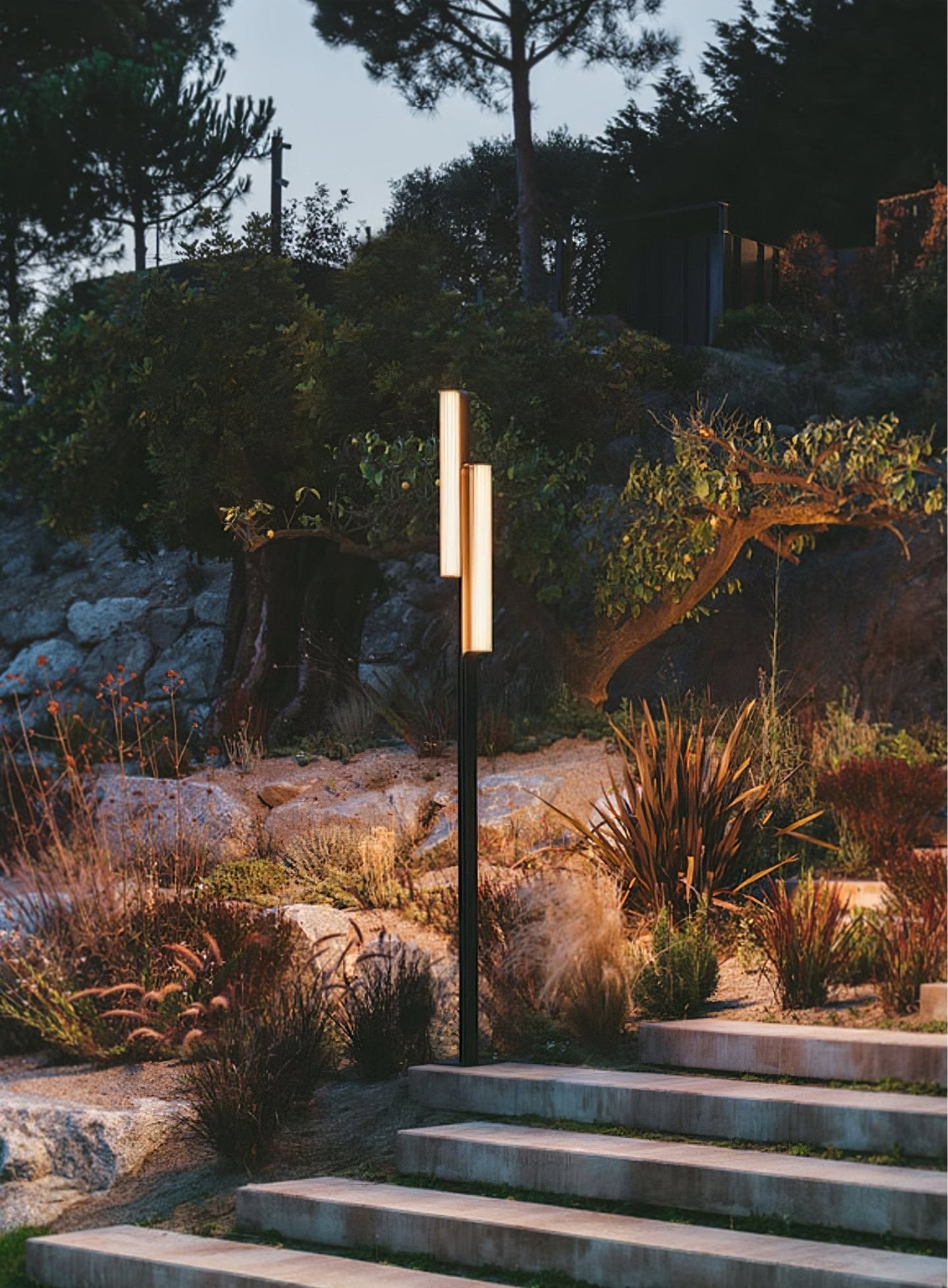 Reldax Arc Outdoor Post Lamp-Neutral Decor