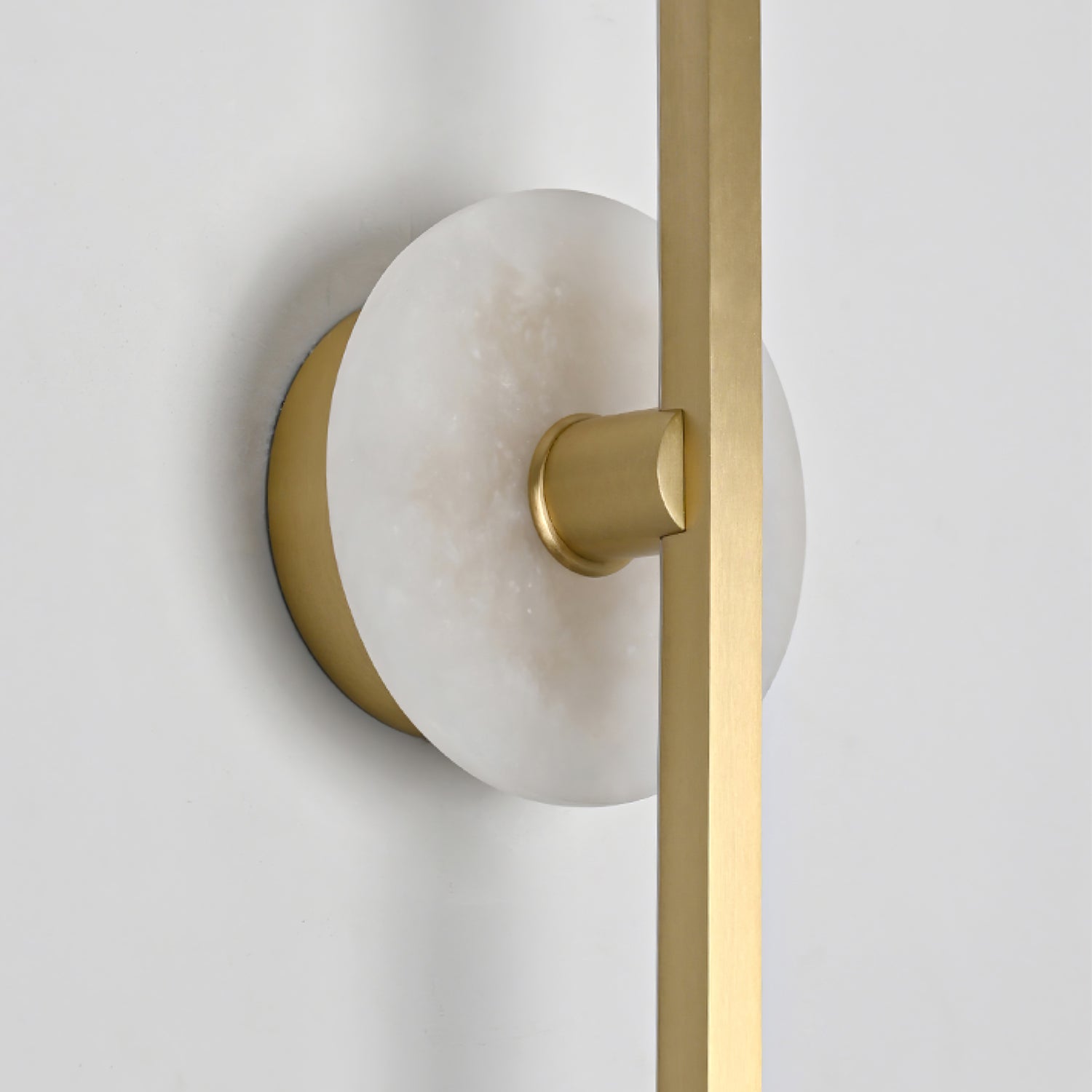 Elmarir Linear Alabaster Wall Light-Neutral Decor