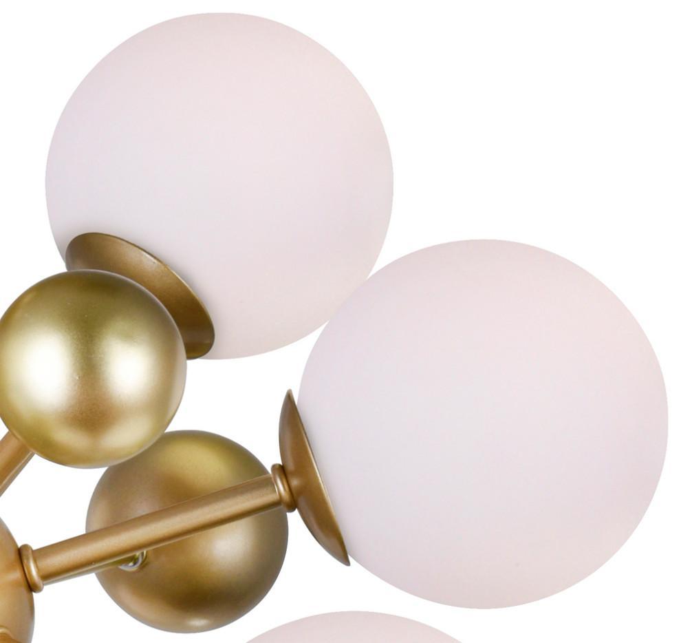 Lustra Chandelier Brass Opal Globe-Neutral Decor