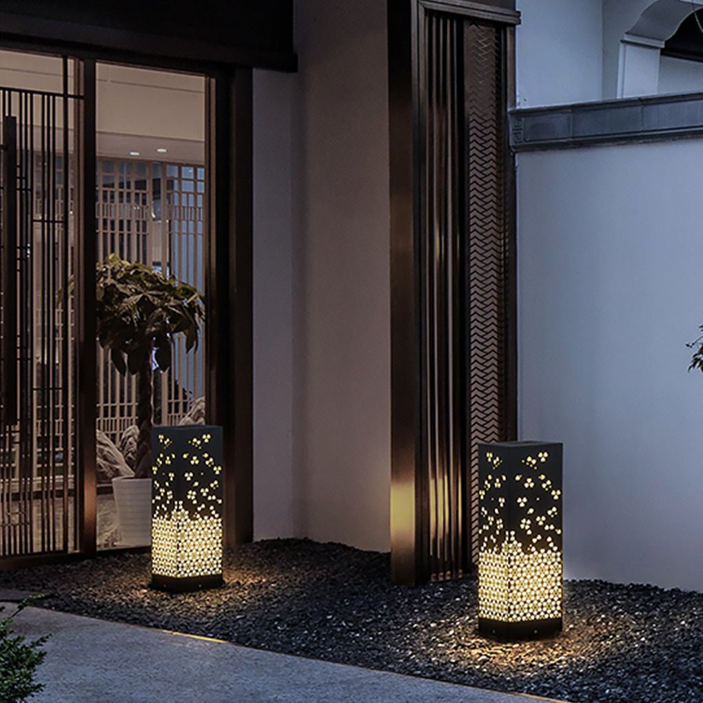 Tracy Asian Decorative Snowflake Design Steel Outdoor Light