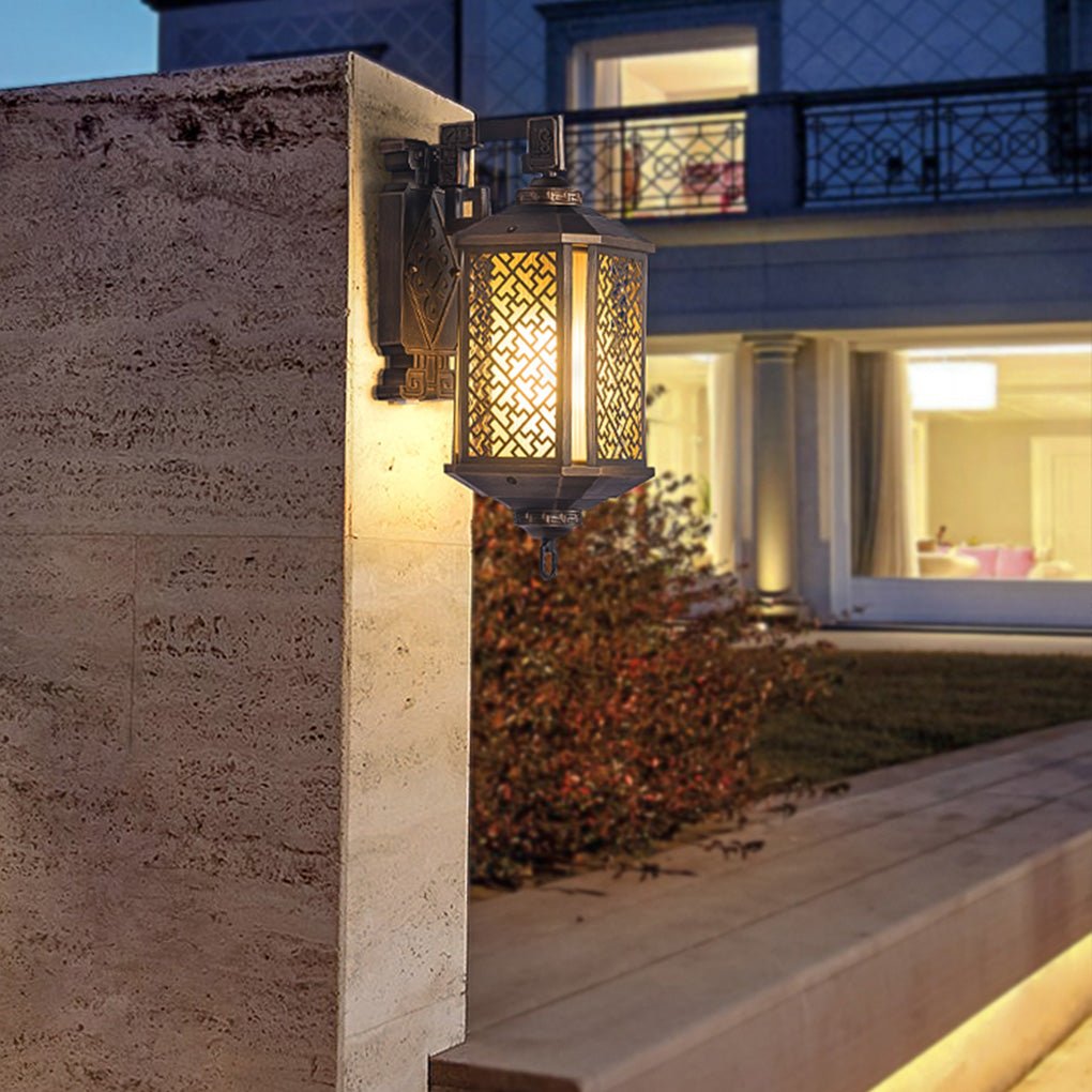 Oline Classical Hollow Pattern Outdoor Wall Lamp