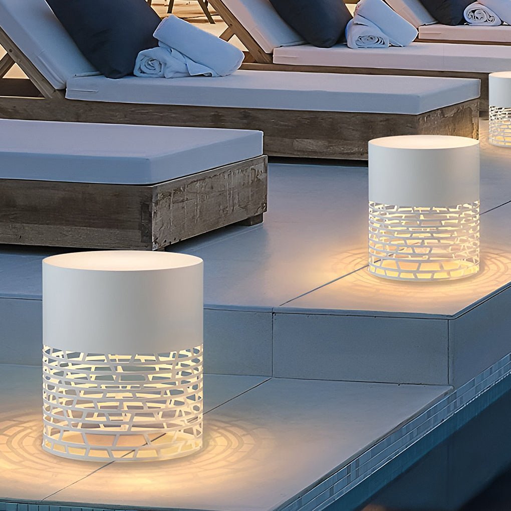 Chuch Stylish LED Cylinder Outdoor Lamp