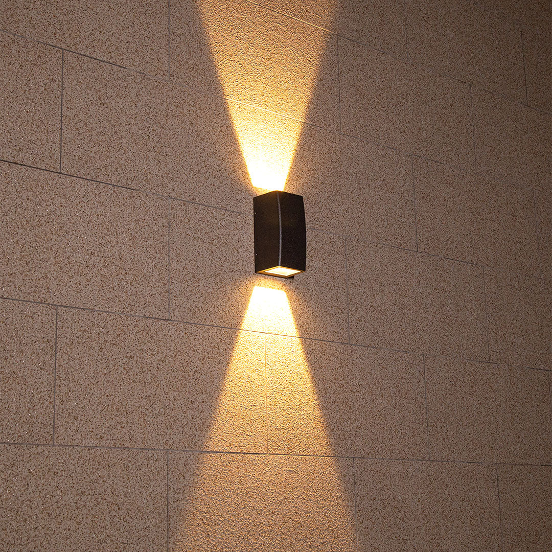 Mararet Modern LED Outdoor Wall Light