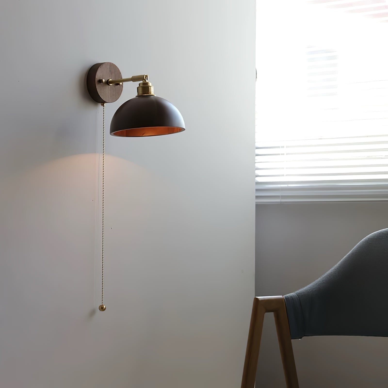 Arsole Traditional Elegance Pull Brass Wall Lamp-Neutral Decor