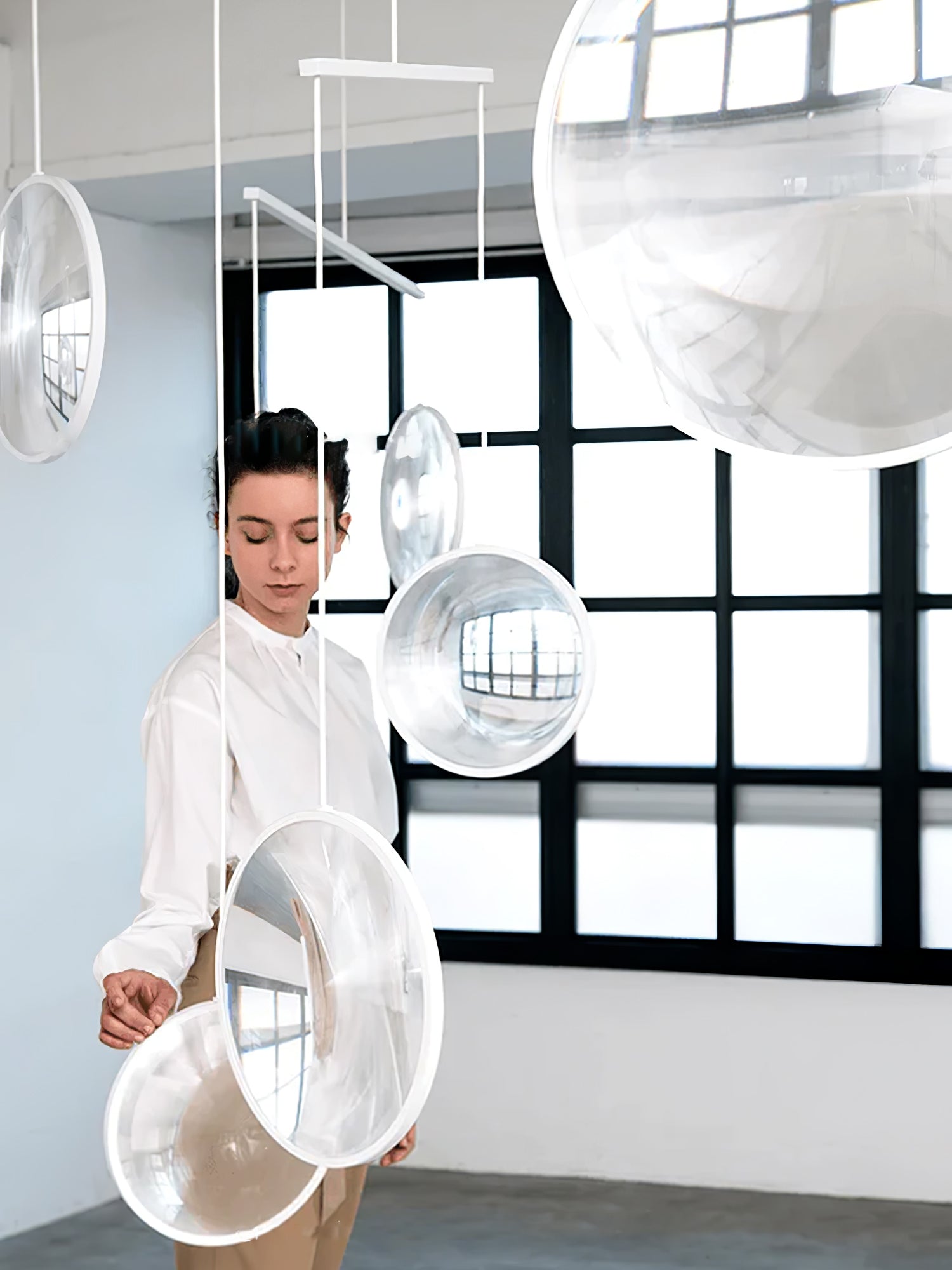 Veloria Glass Artistic Pendant Lamp-Neutral Decor