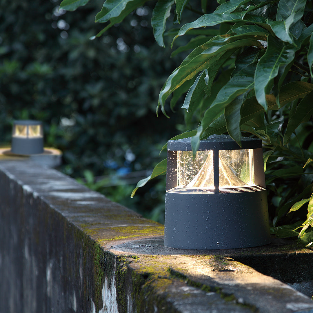 Kenway LED Bollard Minimalist Outdoor Pathway Lights