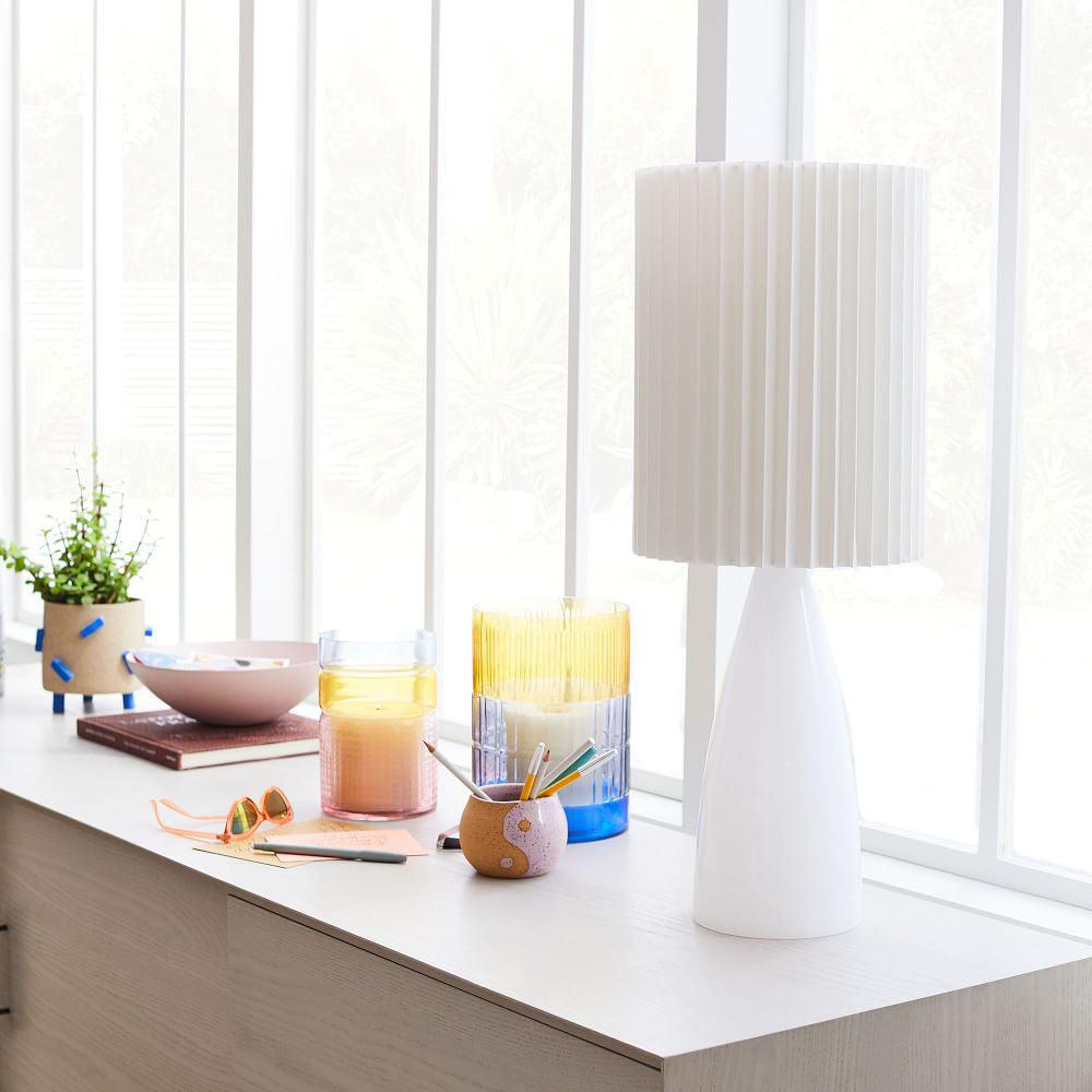 Boko Minimalist Fabric Table Lamp-Neutral Decor