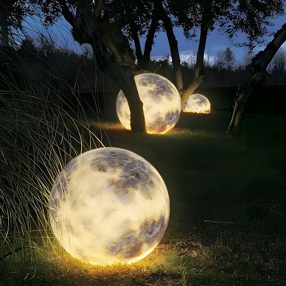 Riche Dreamy Moon Glass Luminous Outdoor Lawn Lamp
