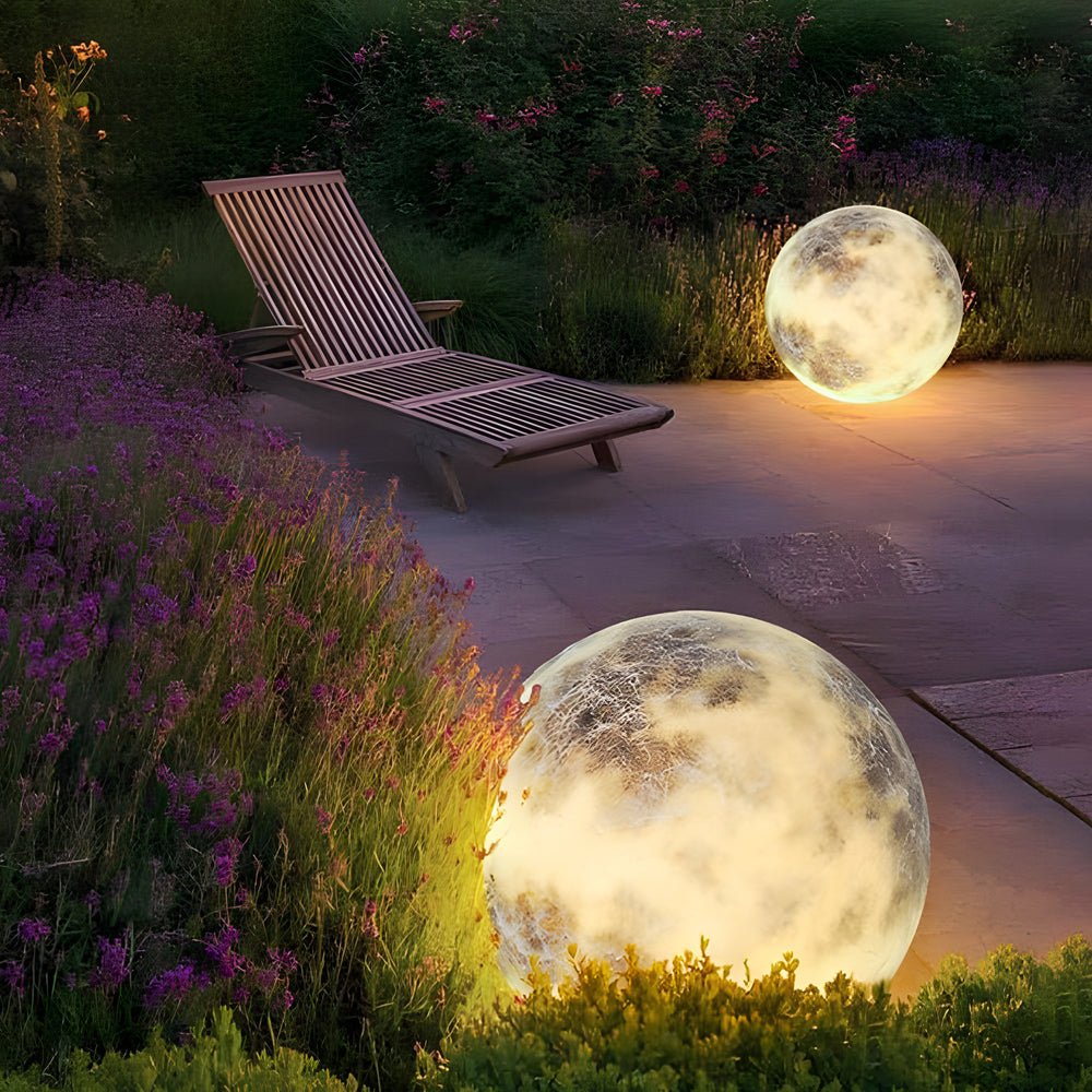 Riche Dreamy Moon Glass Luminous Outdoor Lawn Lamp