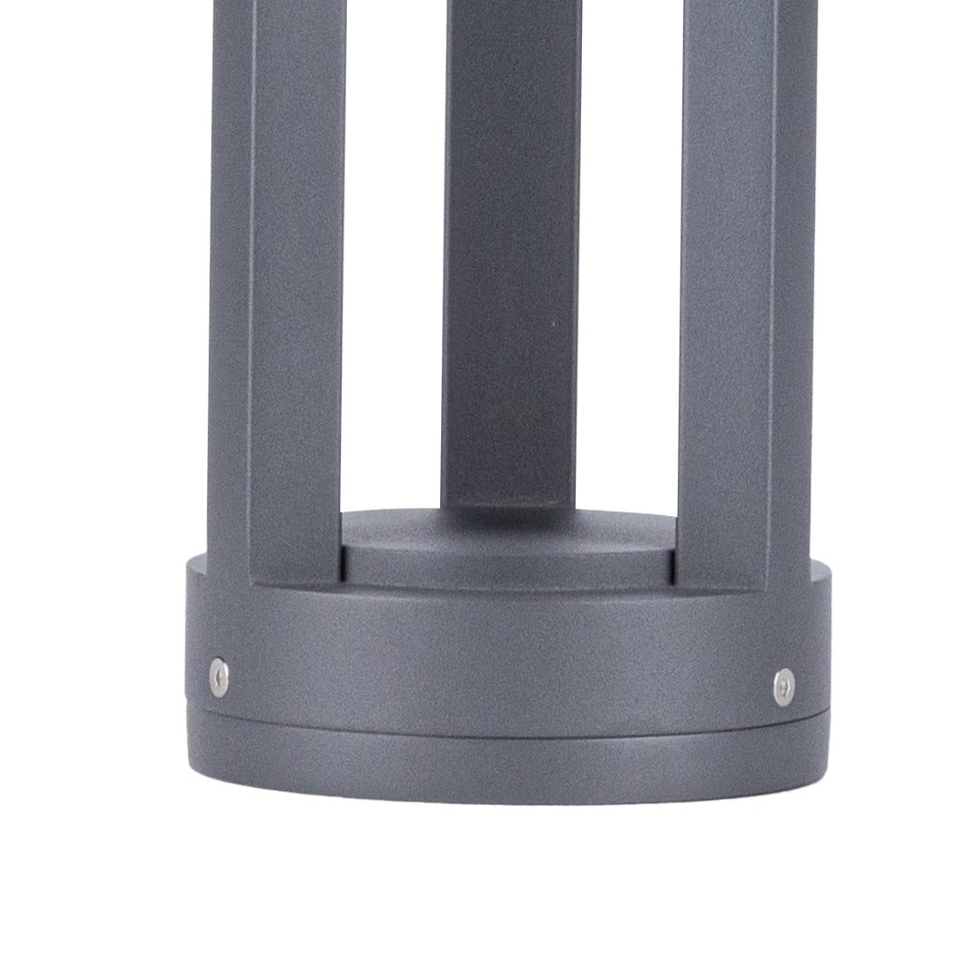 Industrious Modern Minimalist Outdoor Pole Lights