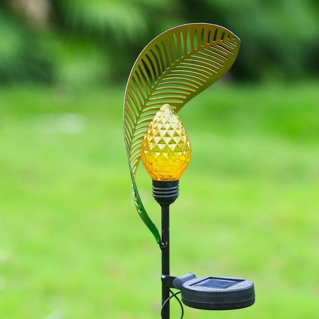 Gardner Elegant Curled Leaf Solar Lawn Outdoor Post Lamp