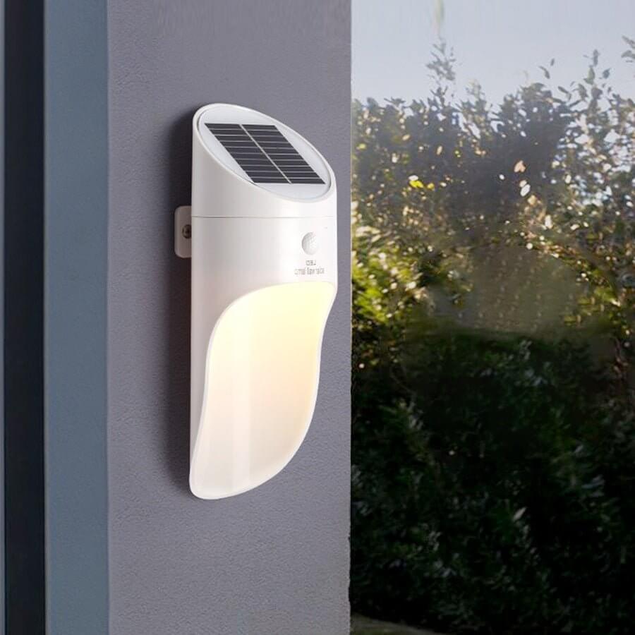 Landry European Style Solar LED ABS Outdoor Wall Lamp