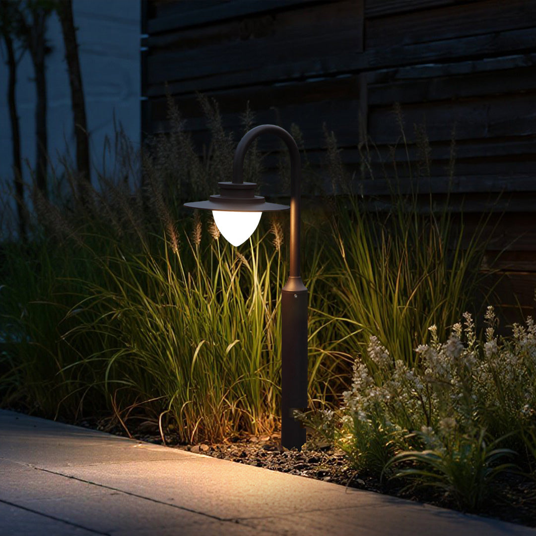 Tower Pole Elegant Minimalist Outdoor Lights