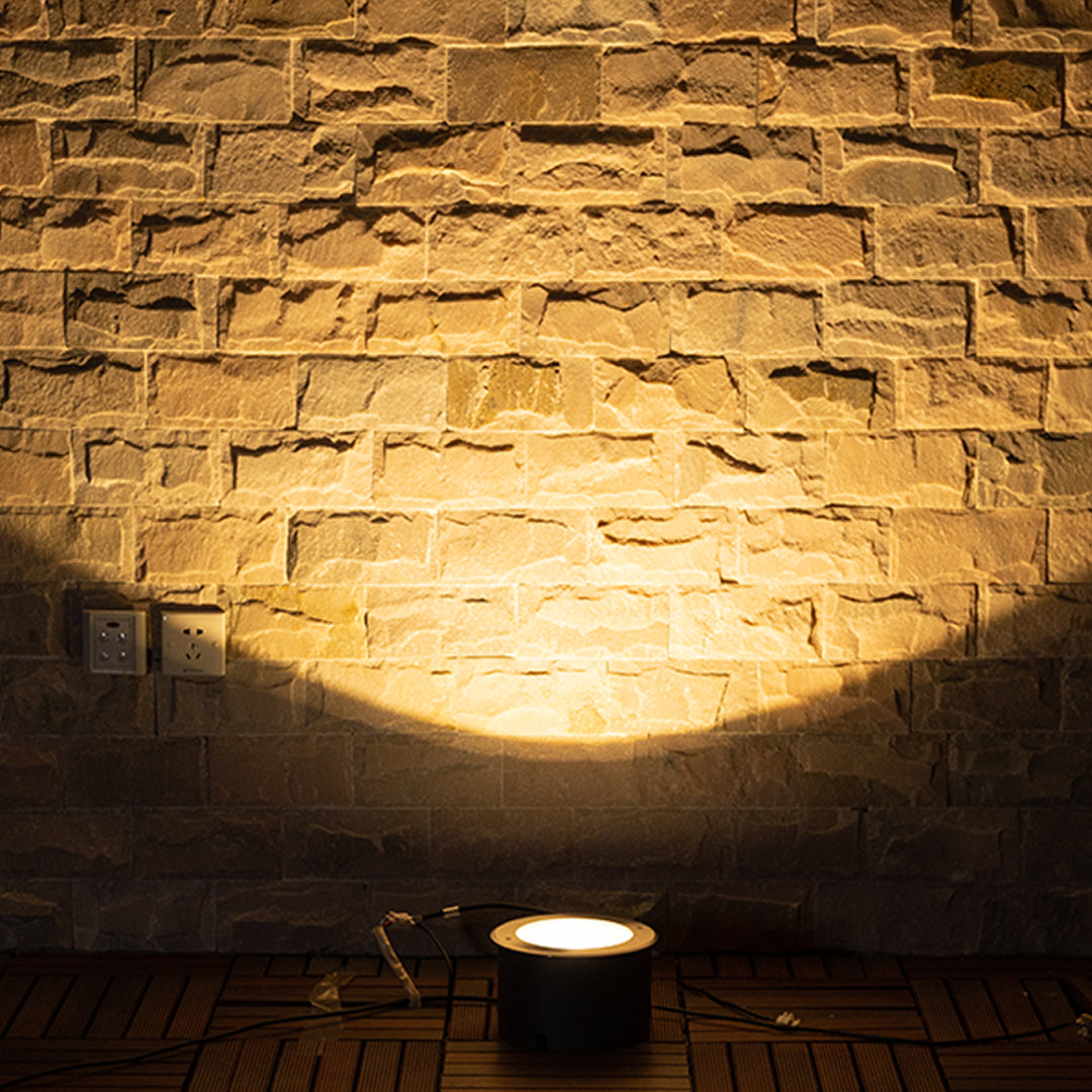 LED Minimalist Style Outdoor Wall Light