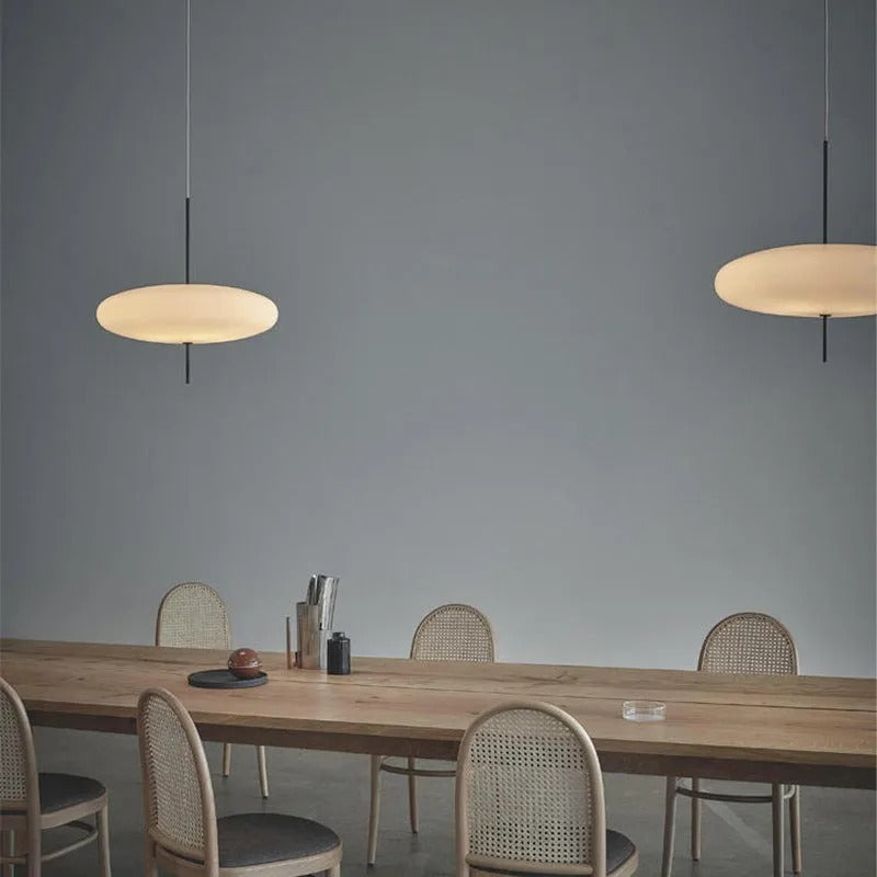 Quor Nordic Modern Oval Single Pendant Light - Neutral Decor