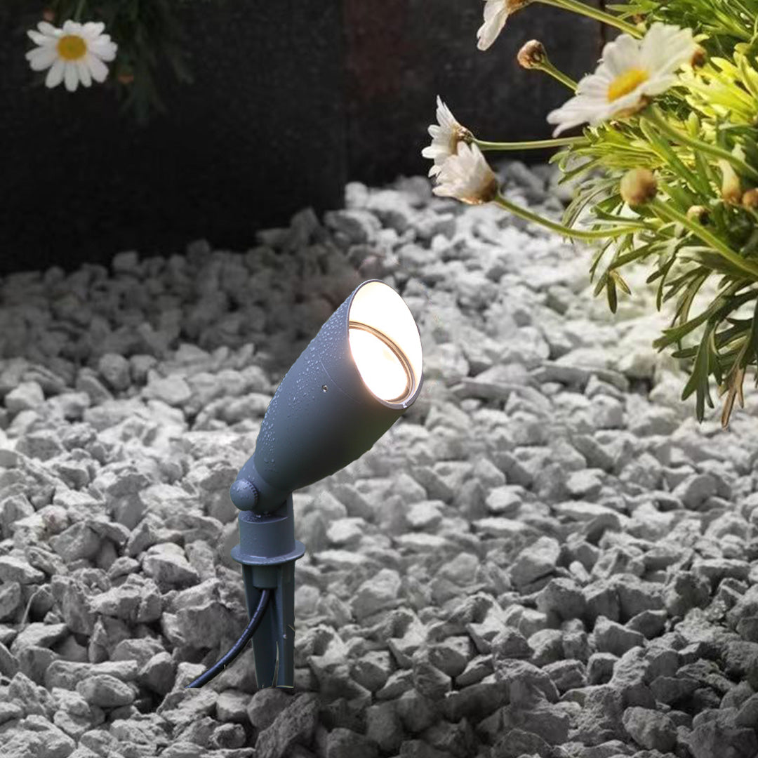 Cubbb LED Minimalist Outdoor Spike Lights