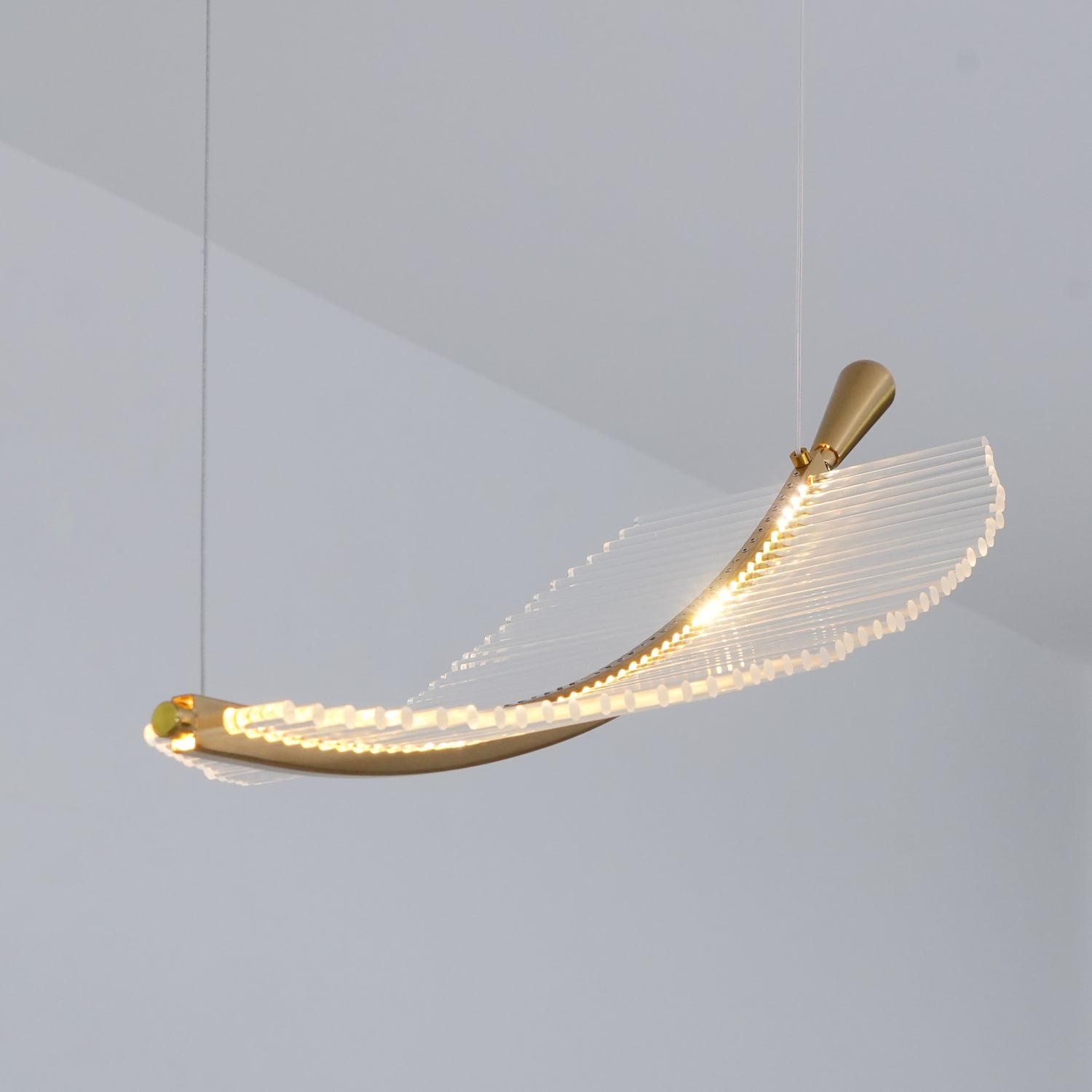 Kuo Chandelier Leaf Acrylic Gold Elegant Modern-Neutral Decor