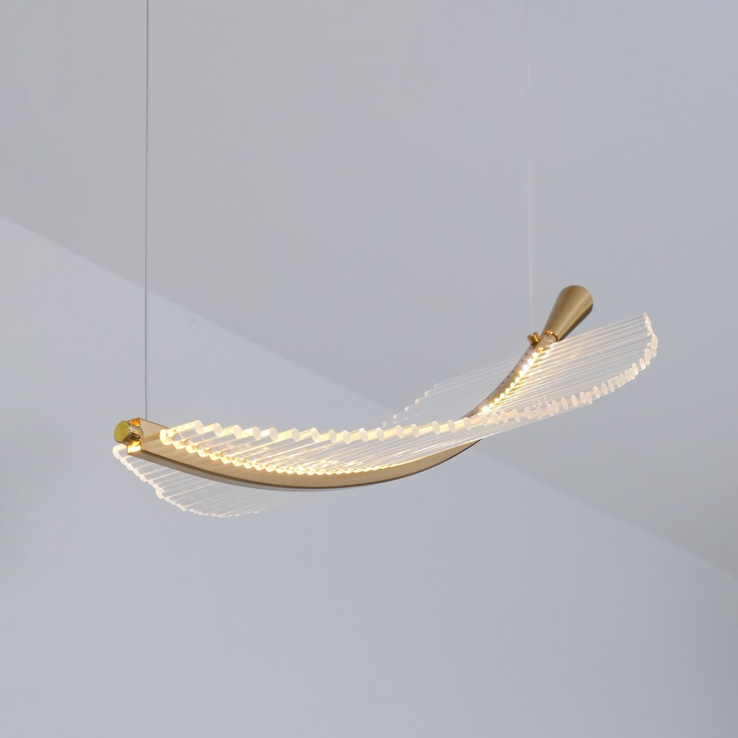 Kuo Chandelier Leaf Acrylic Gold Elegant Modern-Neutral Decor