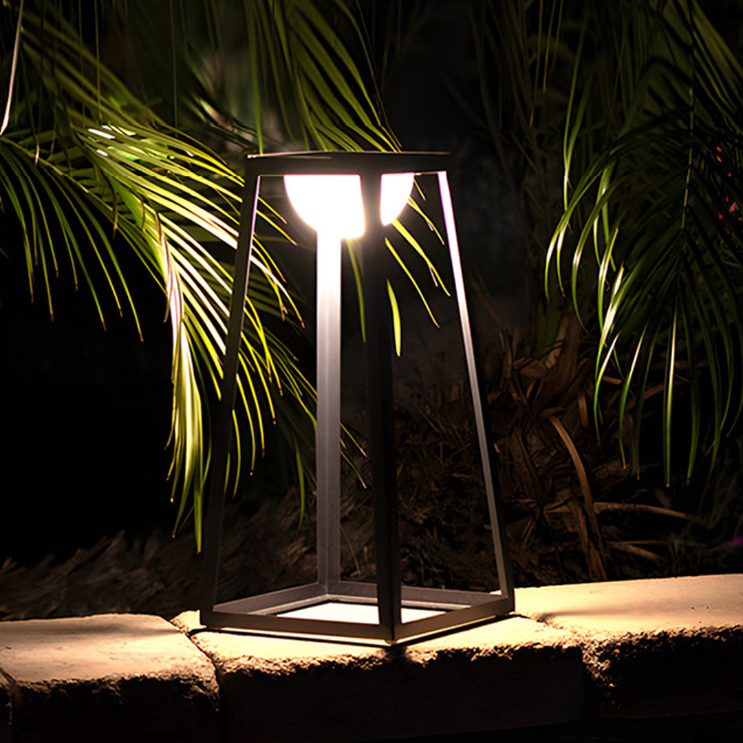 Galy Waterproof Frame Steel Outdoor Floor Lamp