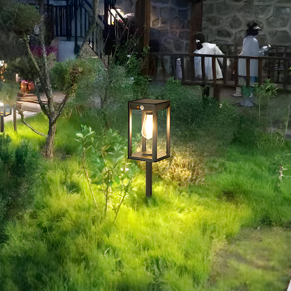 Olie Solar Minimalist Outdoor Lawn Lights
