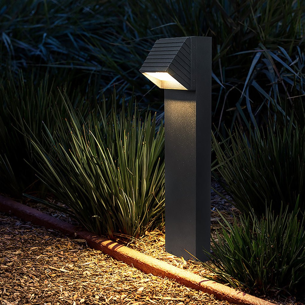 Jacueline Chic Flash Minimalist Outdoor Lighting