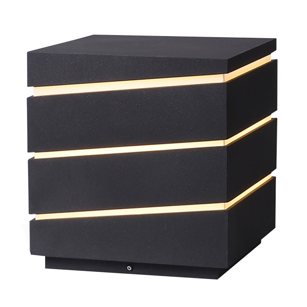 Wanderer Modern Linear Elegant Outdoor Light