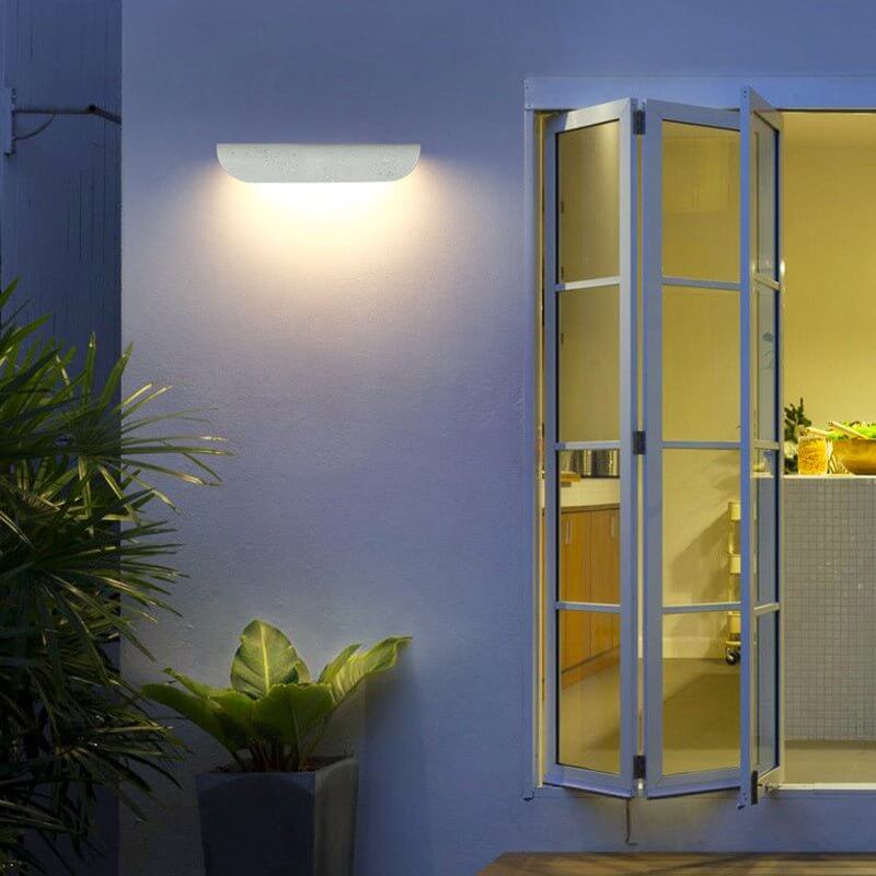 Vaughan Minimalist LED Outdoor Wall Light