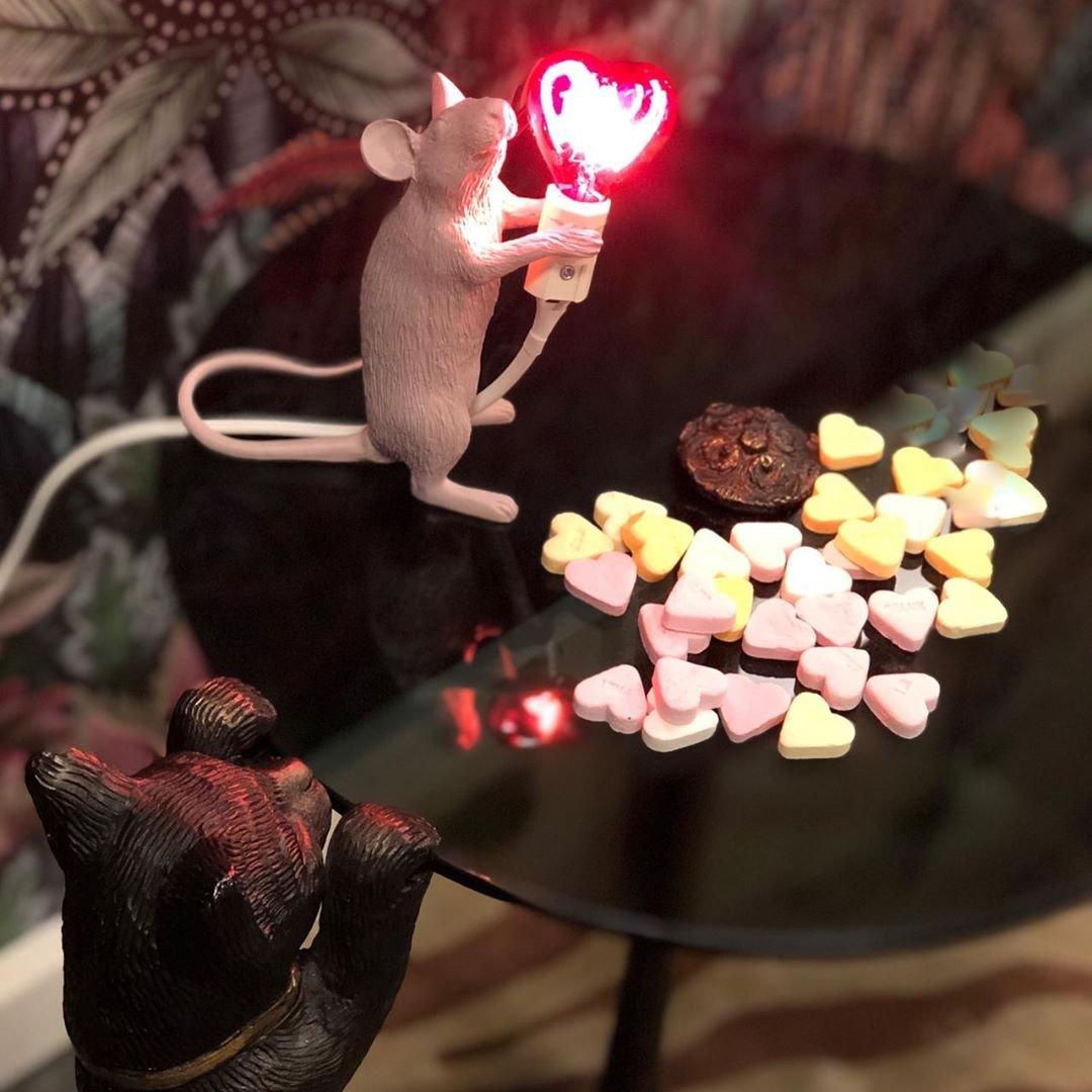 Kalinix Resin Whimsical Table Light-Neutral Decor