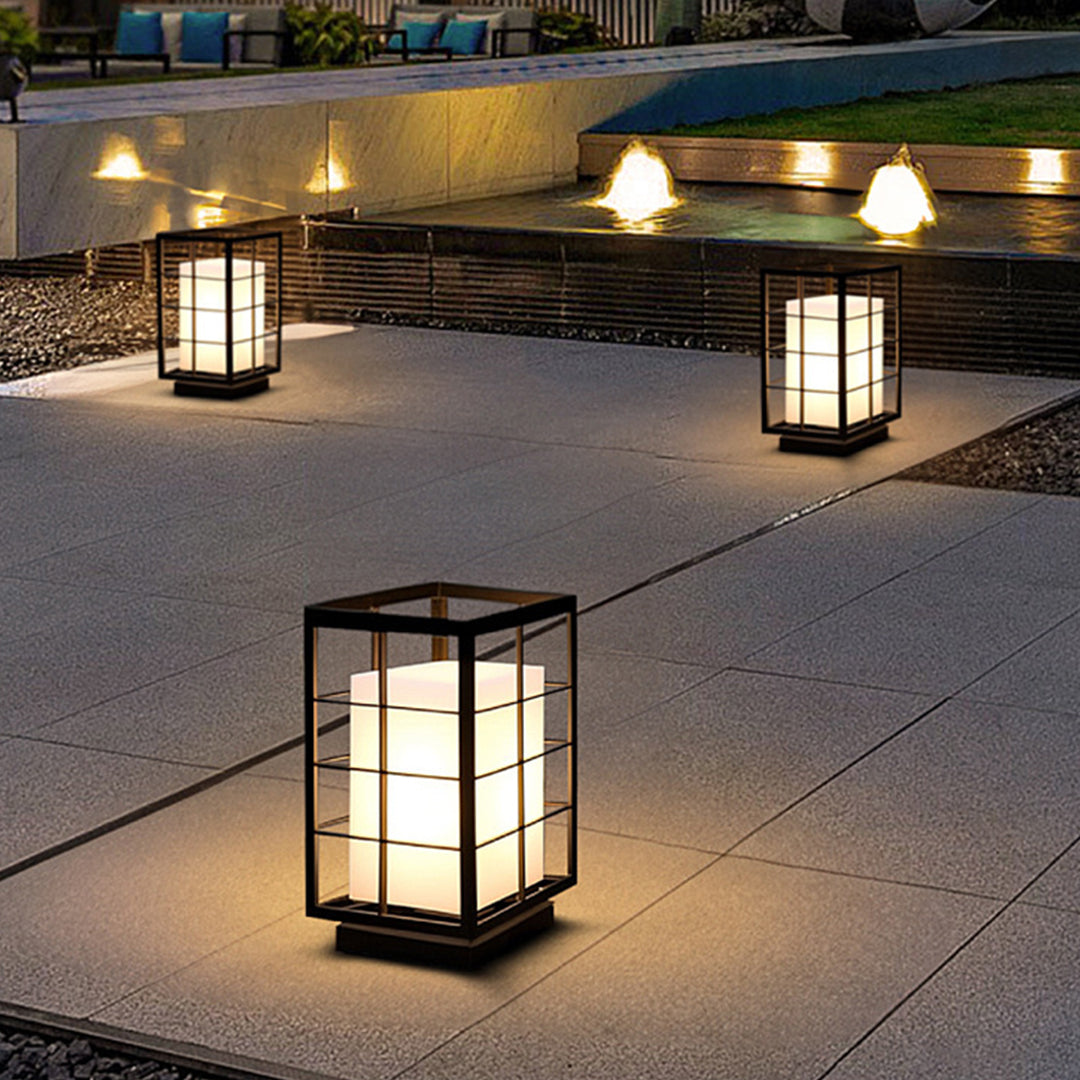 Blac Modern Unique Stainless Steel Outdoor Floor Lamp