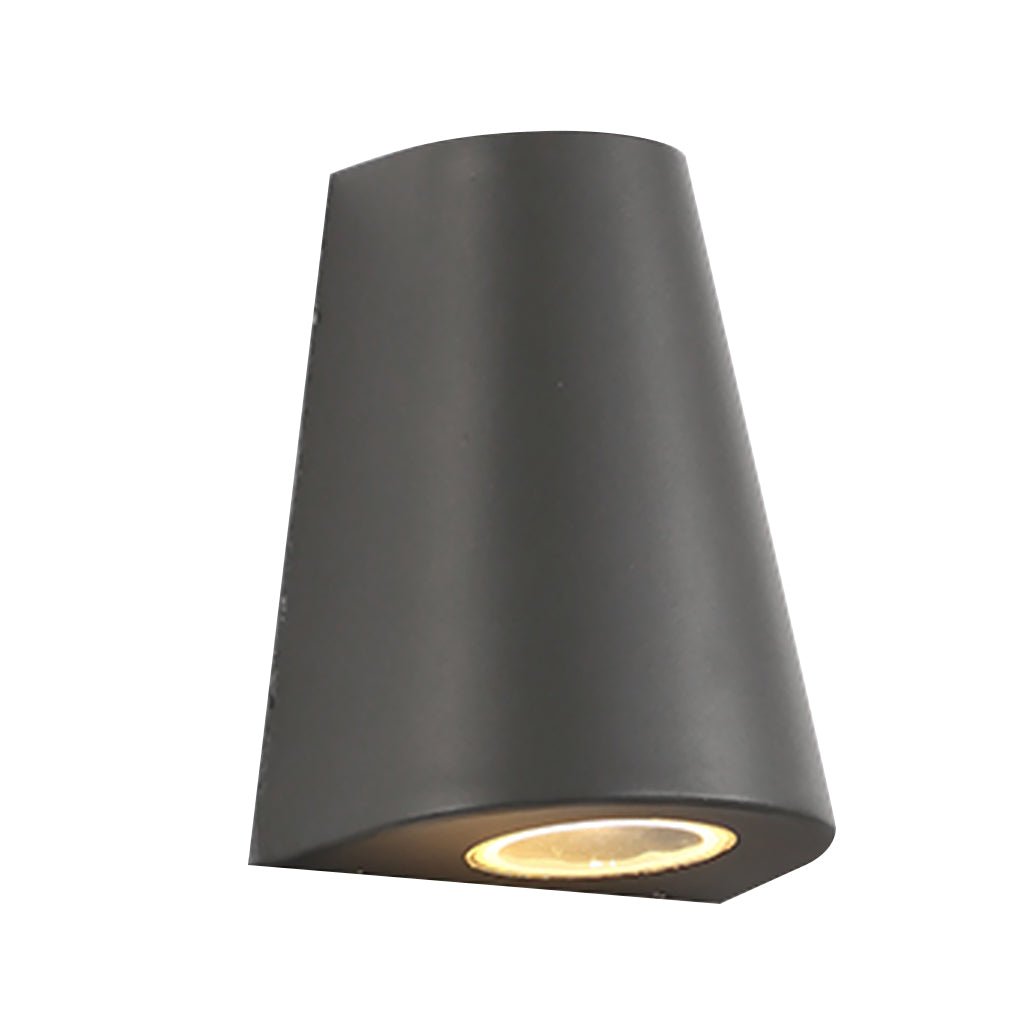 Hal Nordic Minimalist LED Outdoor Wall Light
