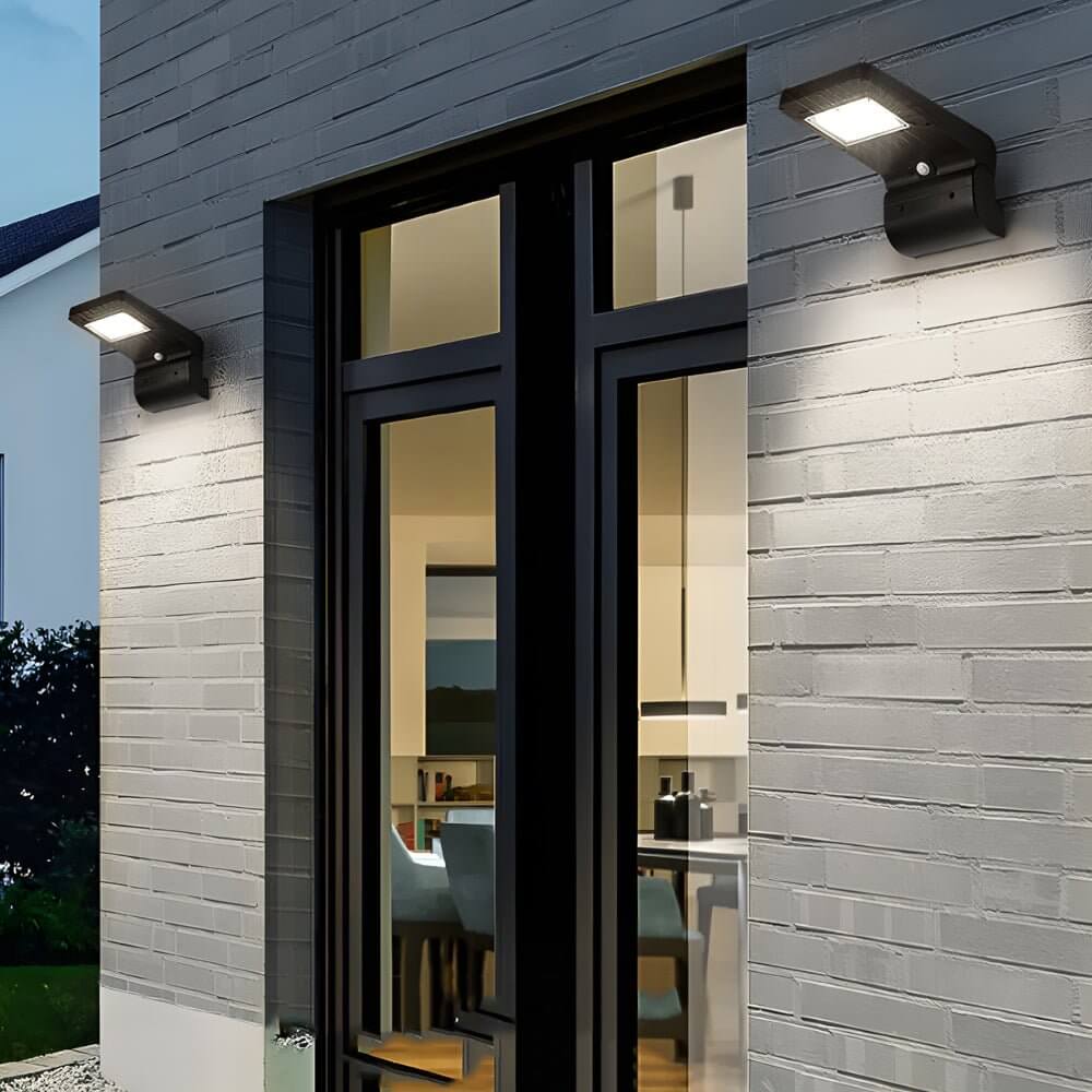 Luciay Classic LED Solar PC Lens Outdoor Wall Lights
